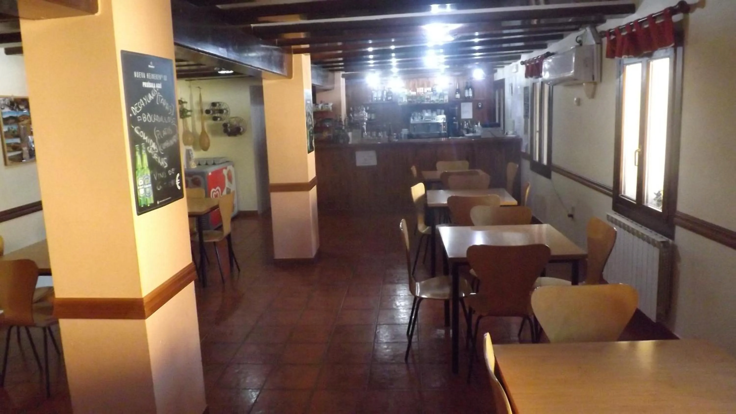 Restaurant/places to eat in La Barbacana