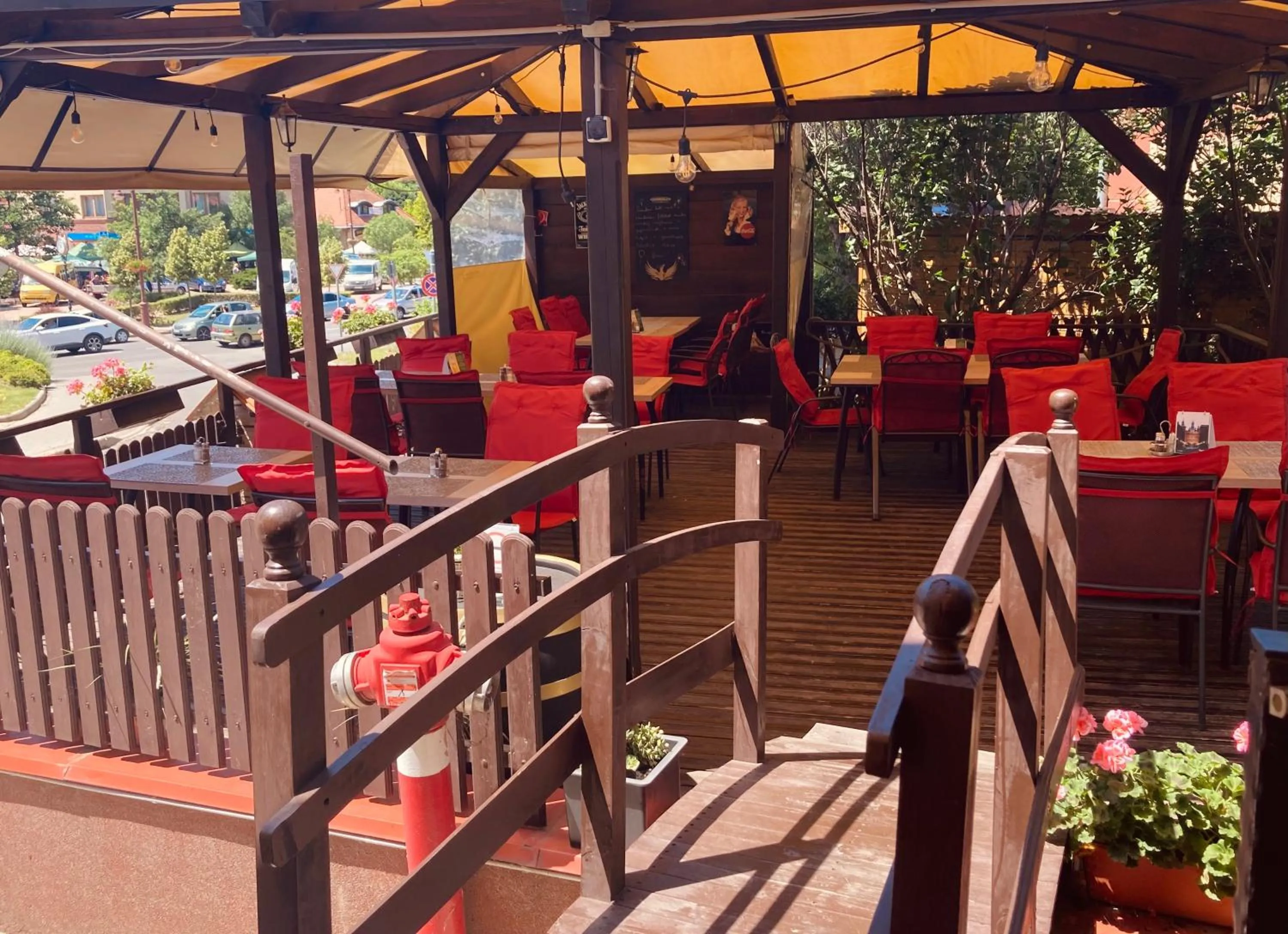 Restaurant/places to eat in Libra Hotel