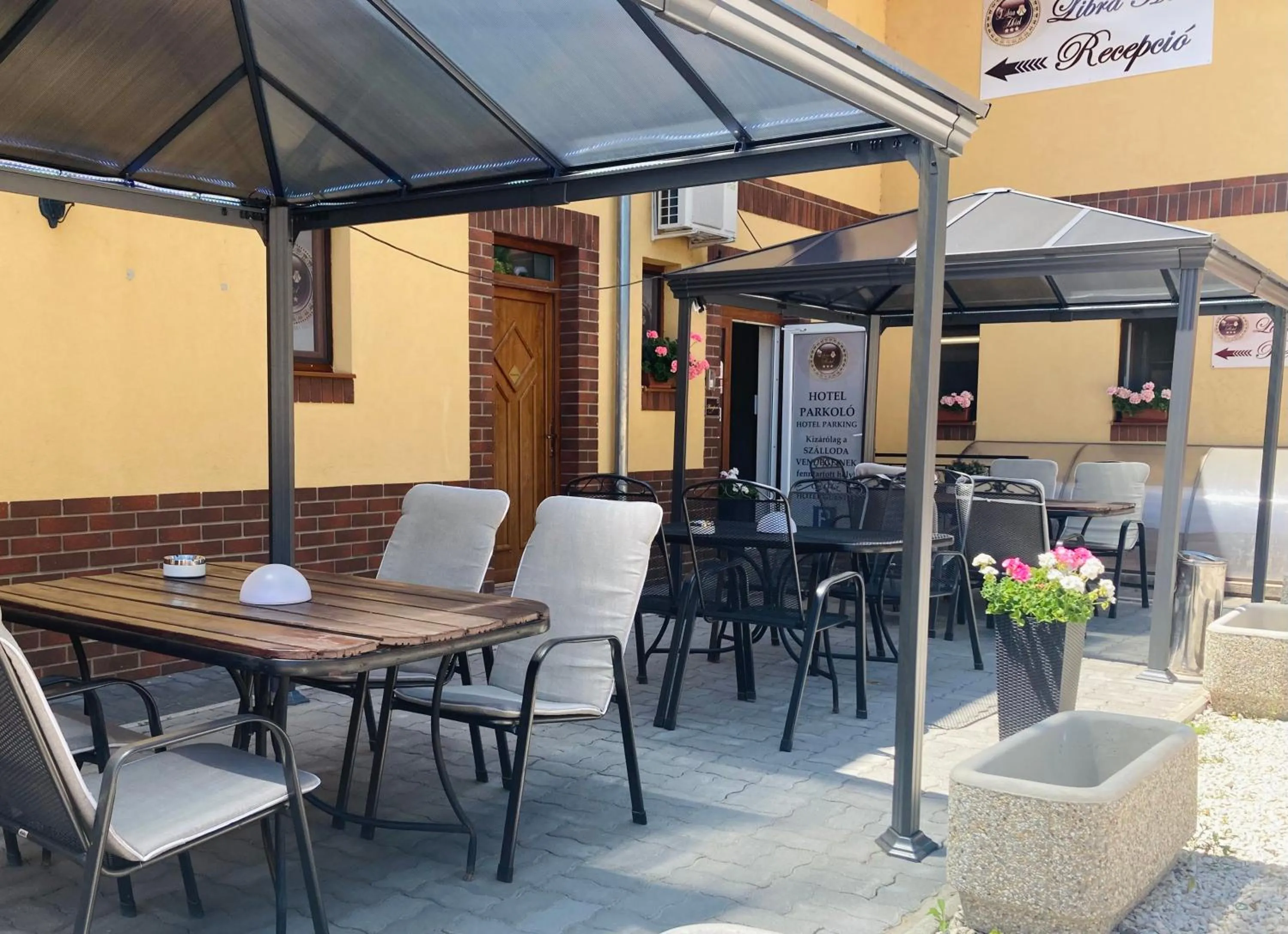 Balcony/Terrace in Libra Hotel