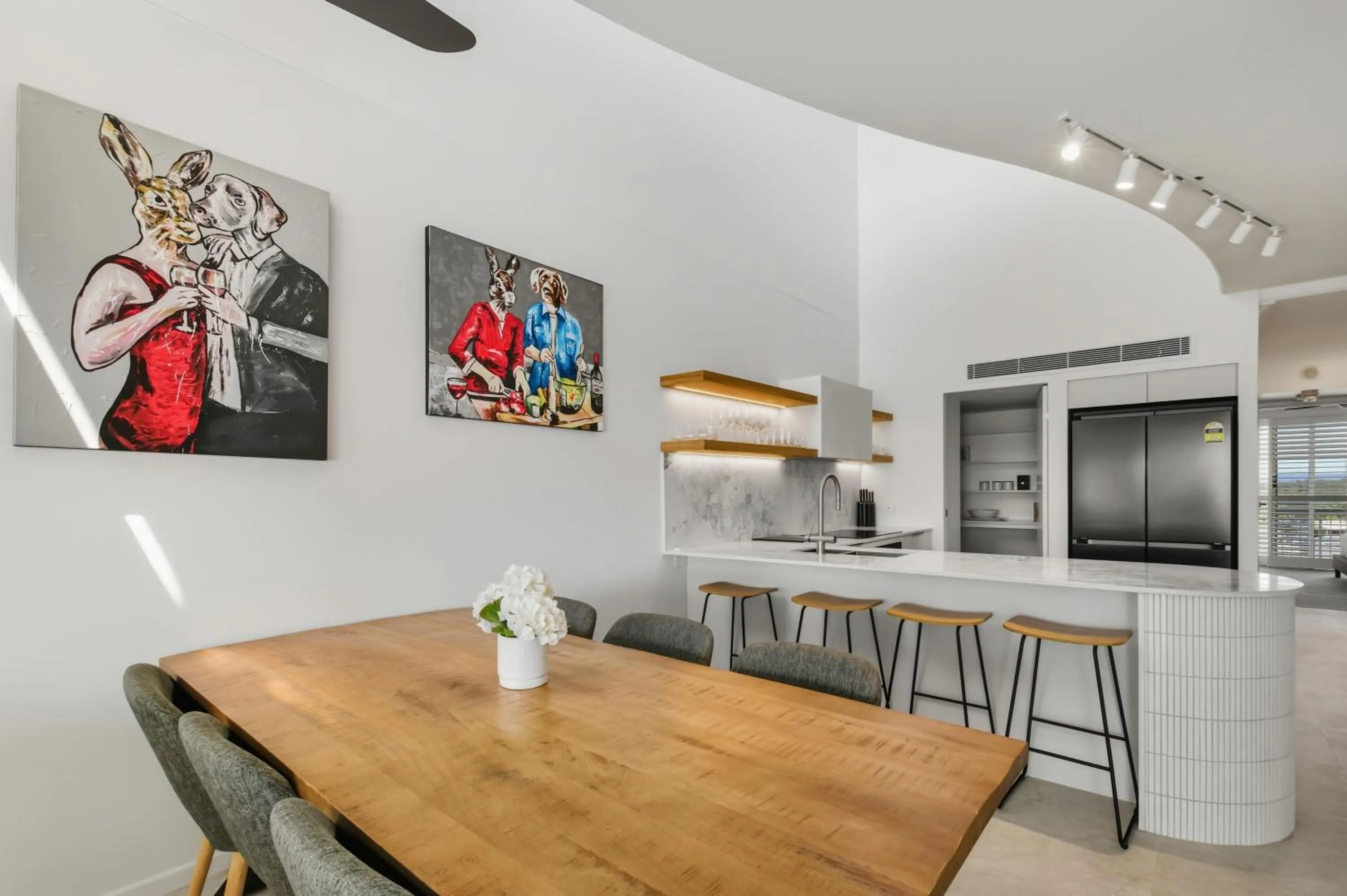 Dining area in Osprey Apartments