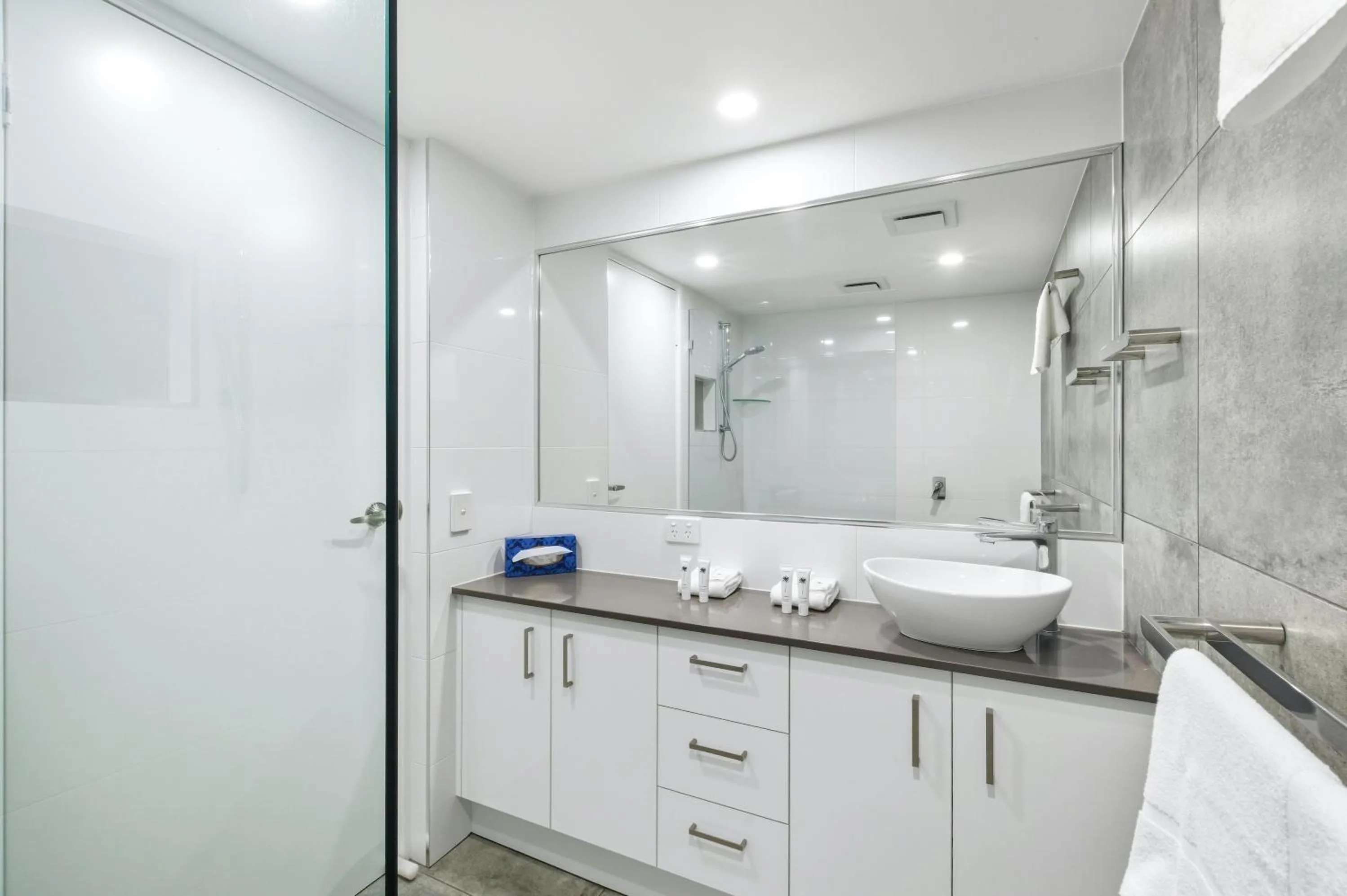 Bathroom in Osprey Apartments