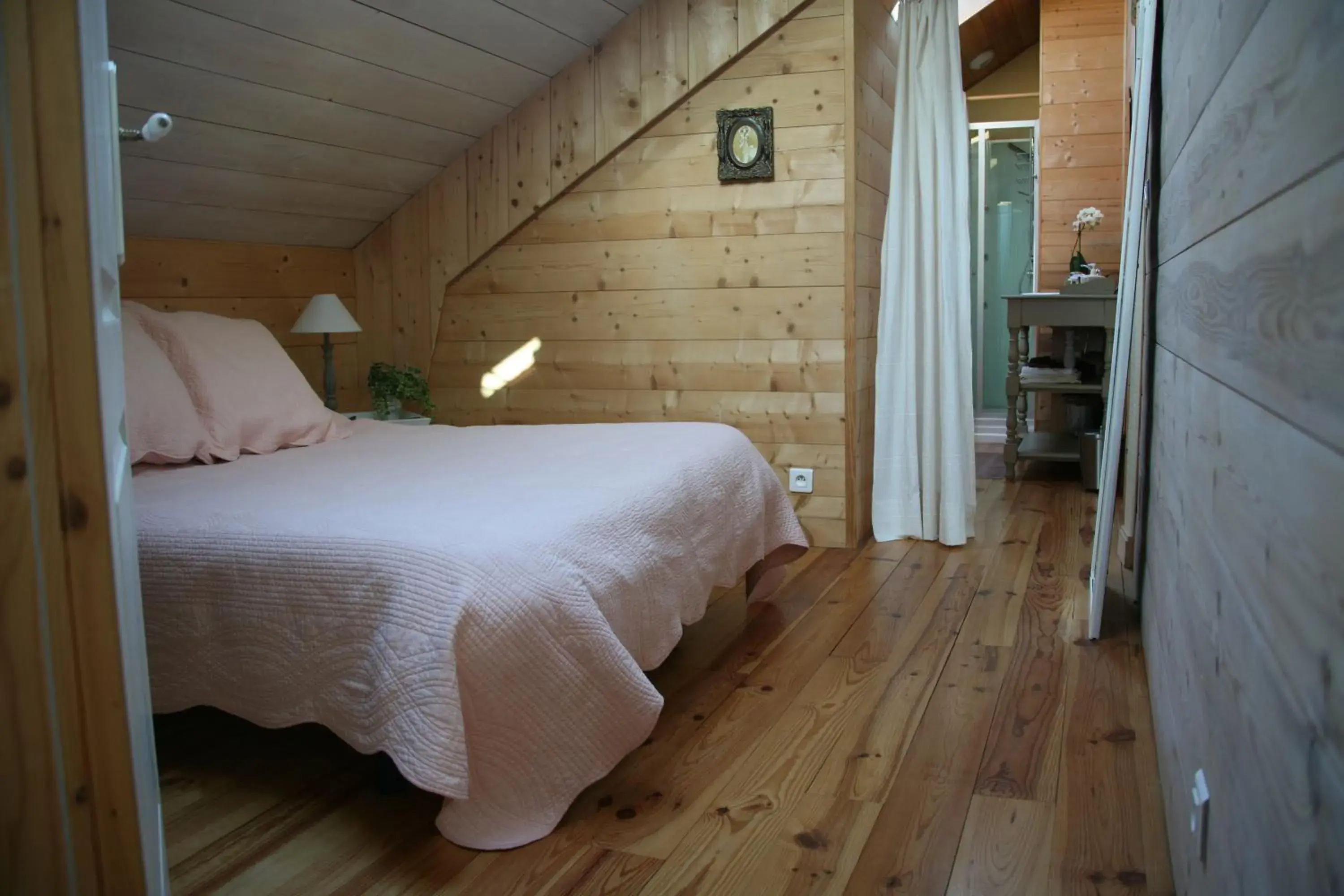 Double Room in Chambres "Au Jardin" Double Room in Chambres "Au Jardin"