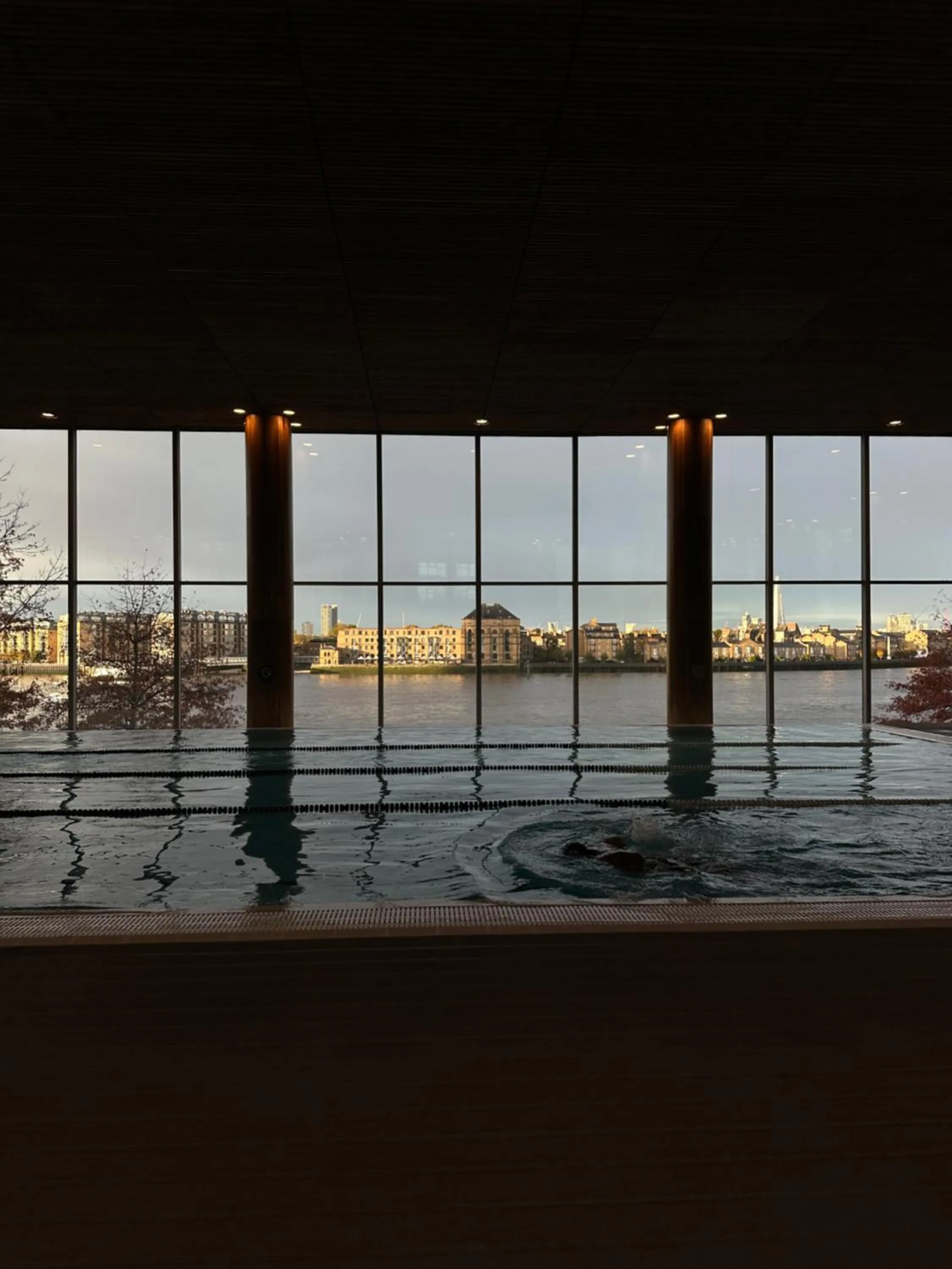 Swimming pool in Canary Riverside Plaza Hotel