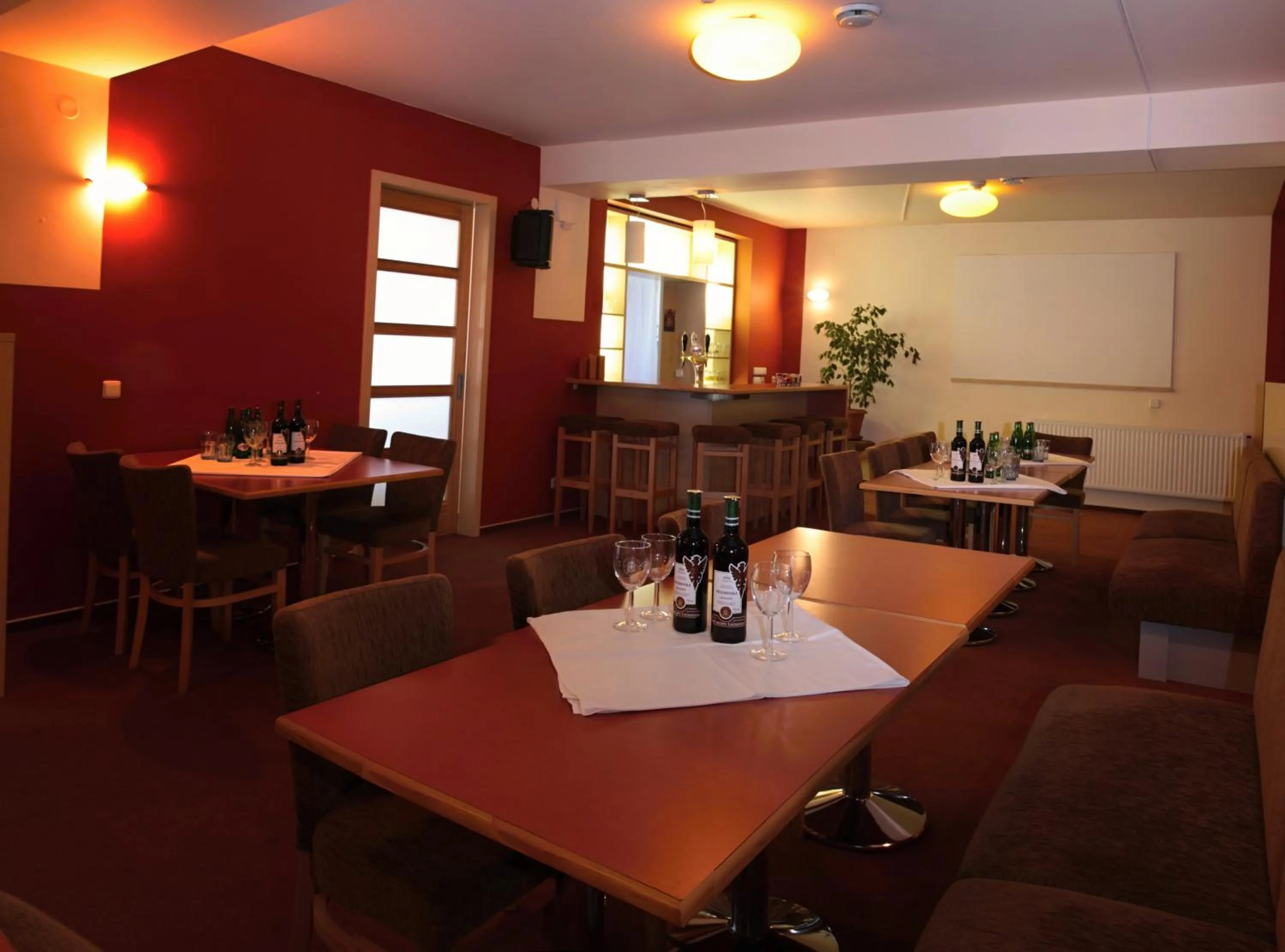 Restaurant/places to eat in Hotel Zlatý Chlum