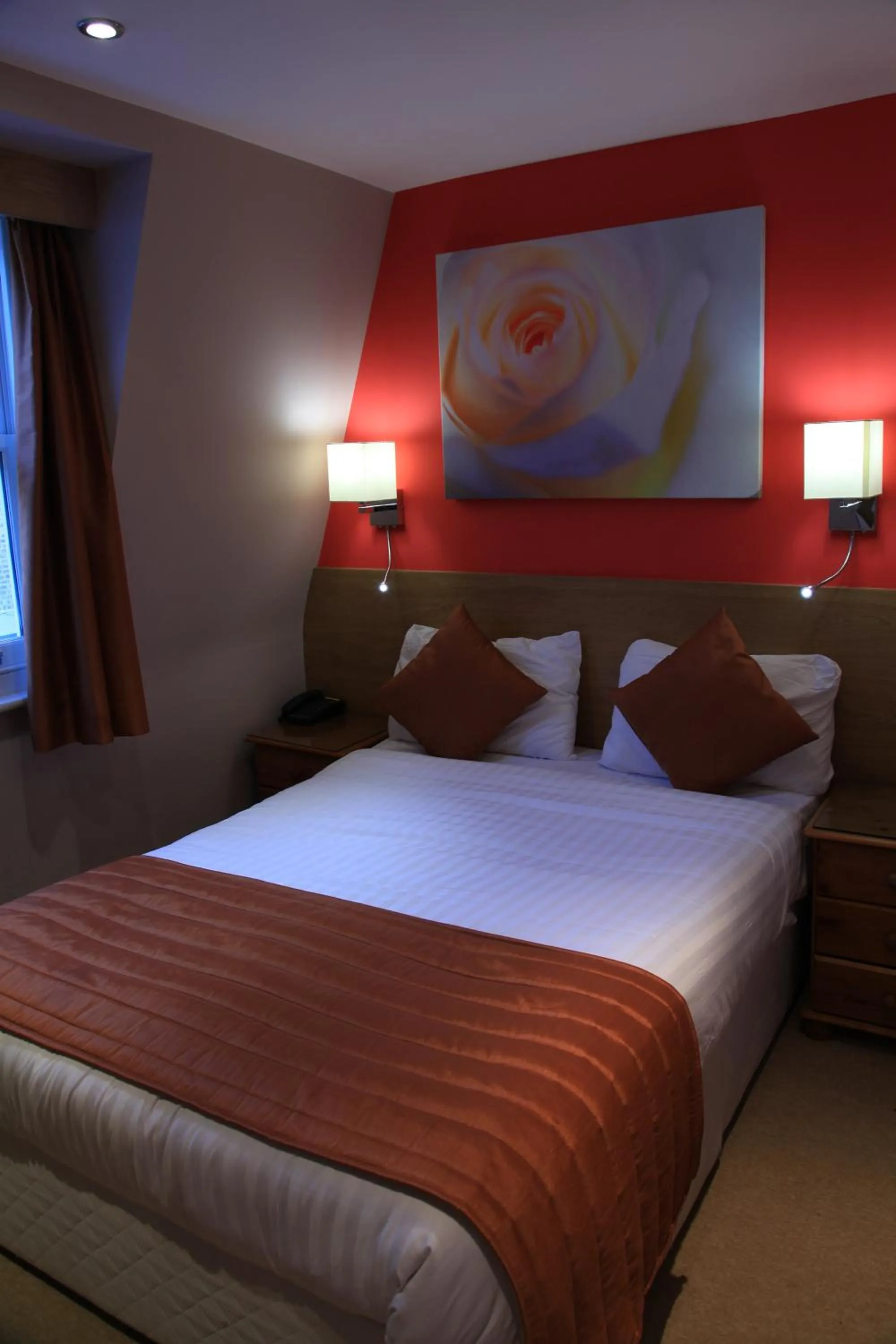 Bed in Sheriff Hotel