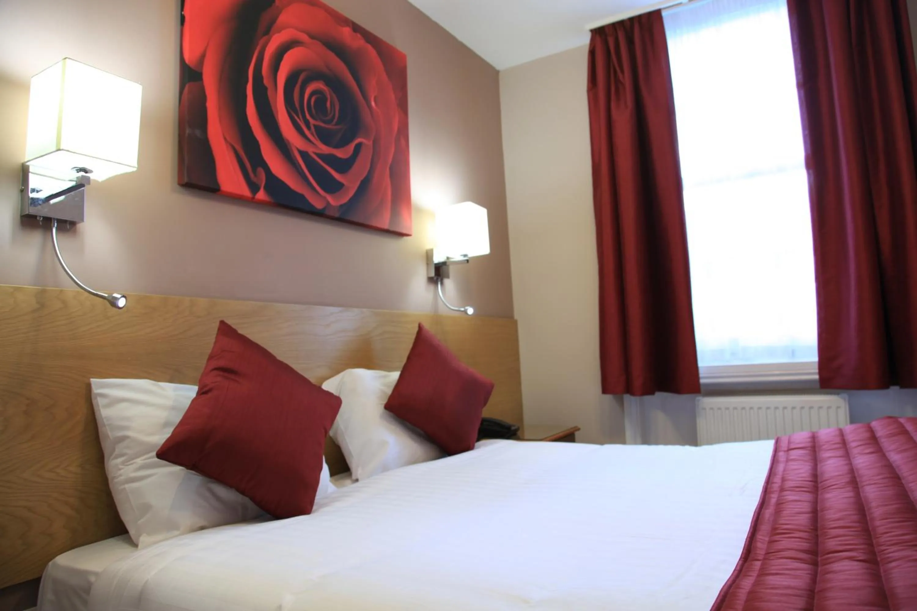 Bed in Sheriff Hotel