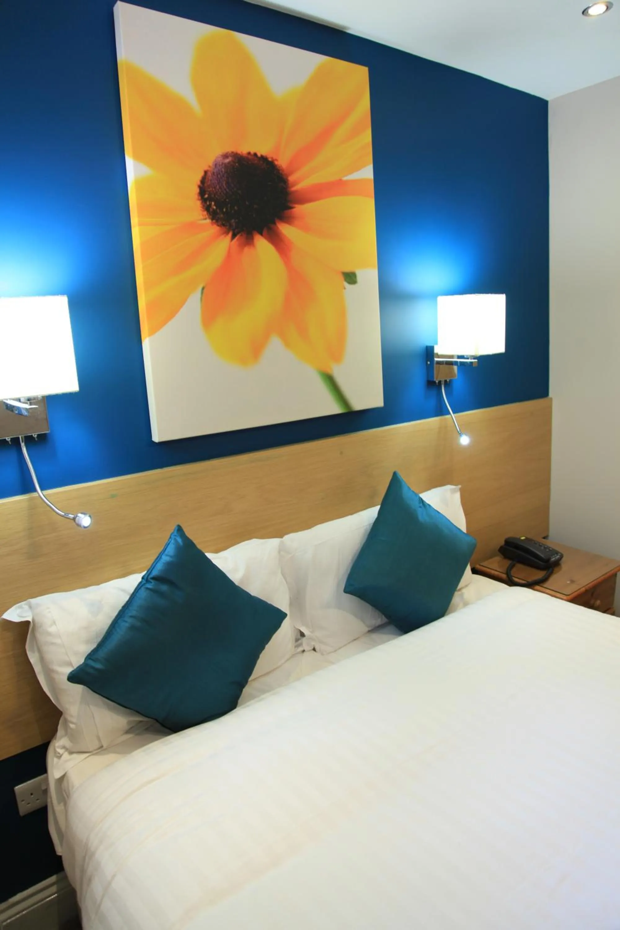 Bed in Sheriff Hotel