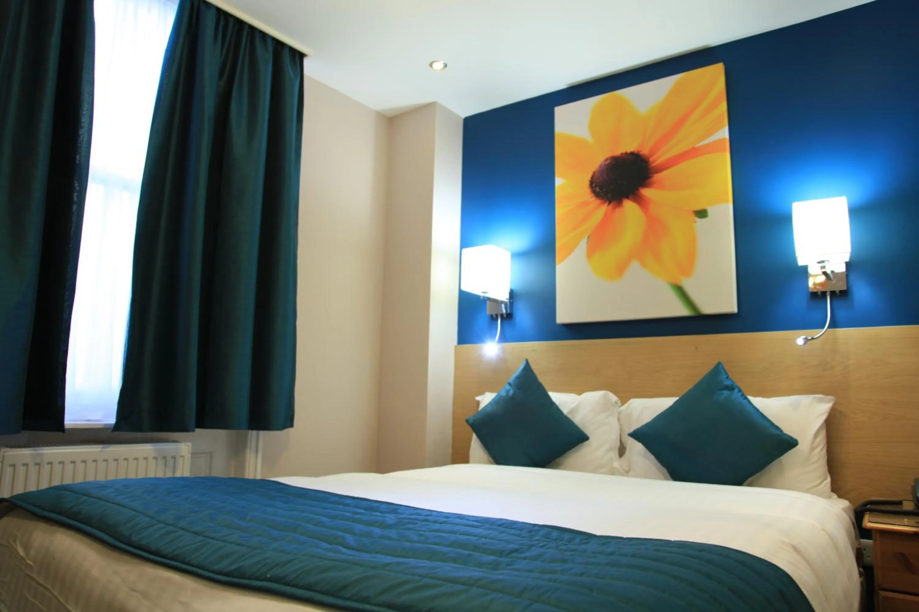 Bed in Sheriff Hotel