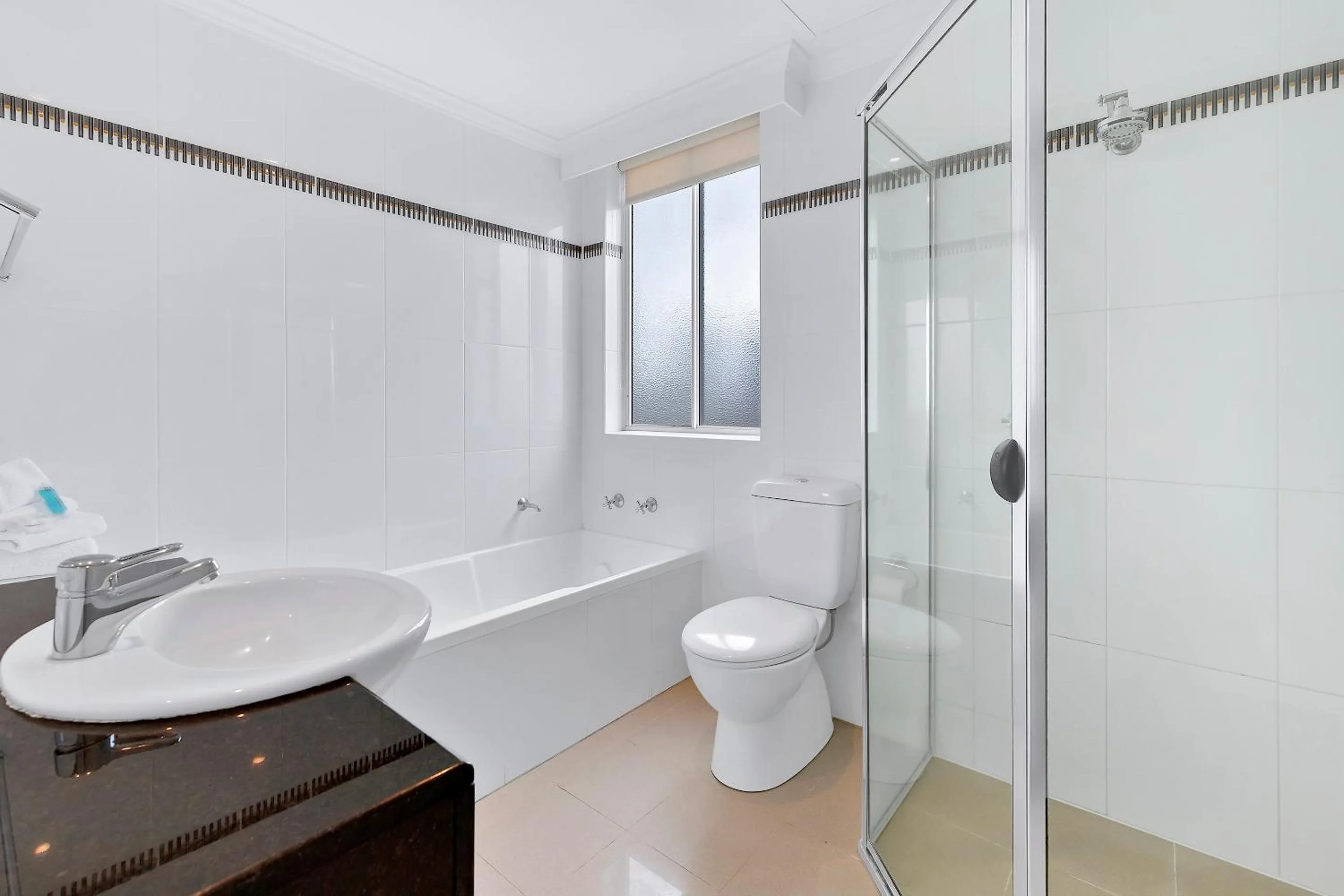 Bathroom in Pacific Views Resort