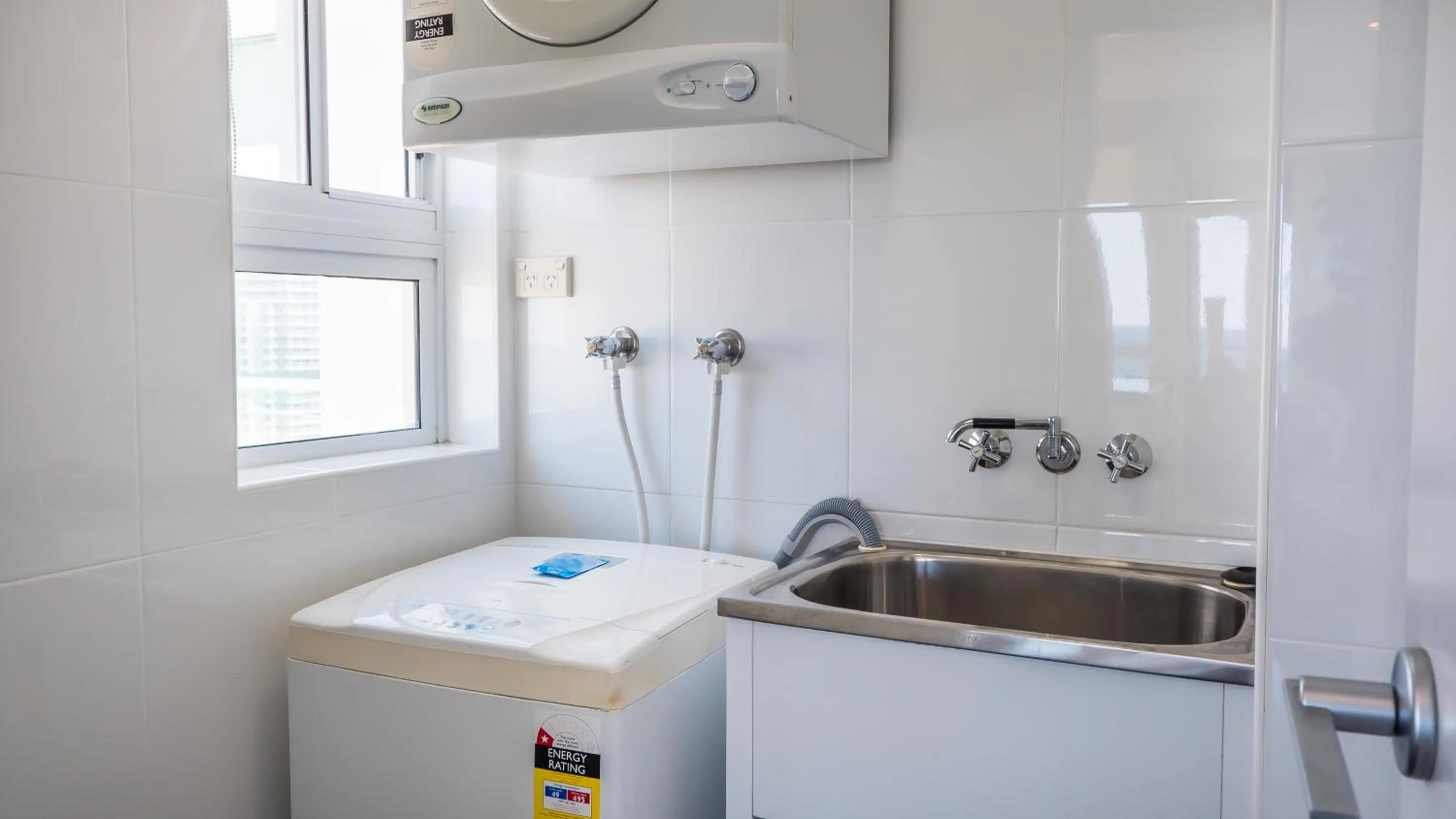 Business facilities in Pacific Views Resort