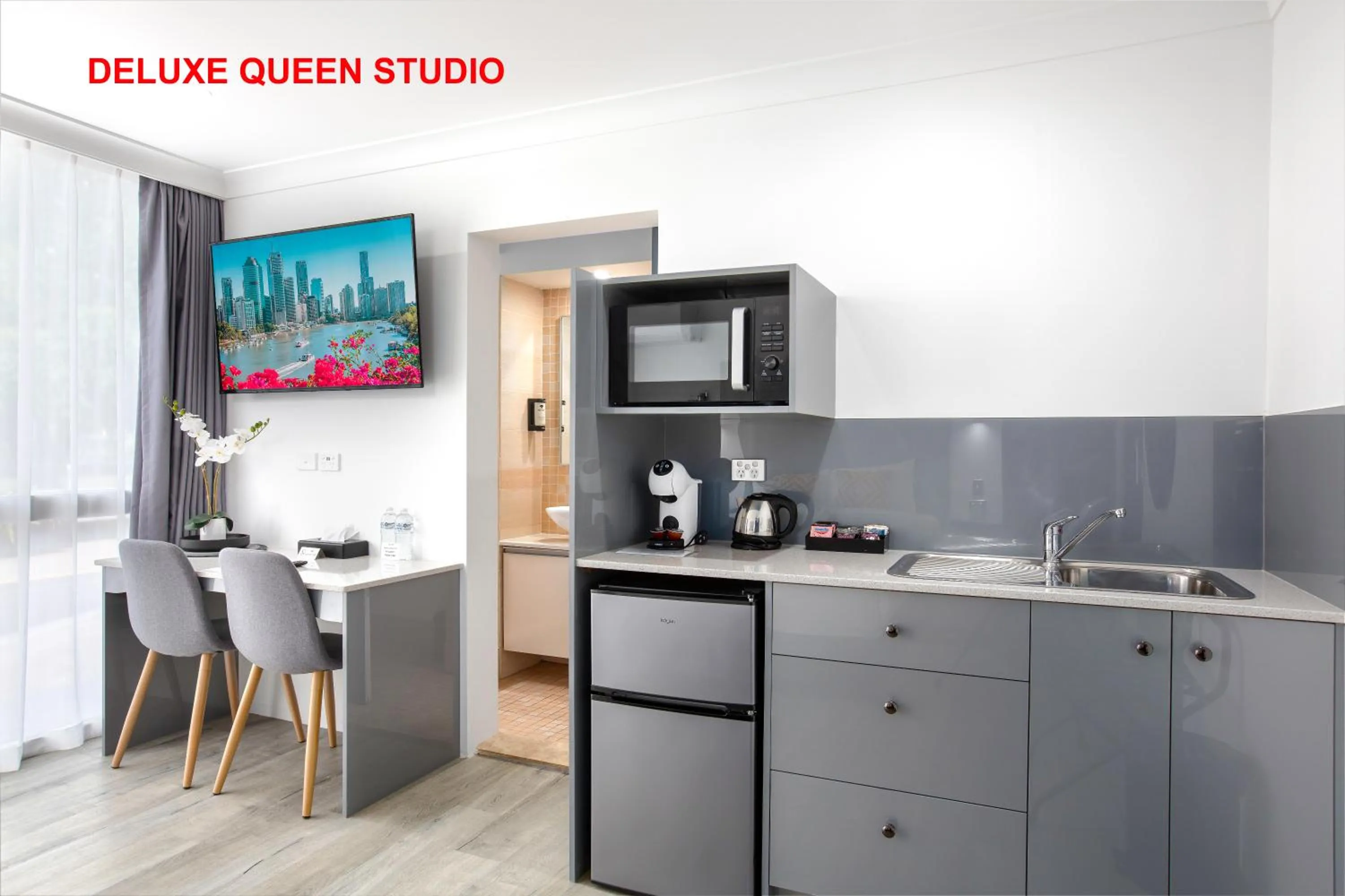 TV and multimedia in City Star Lodge