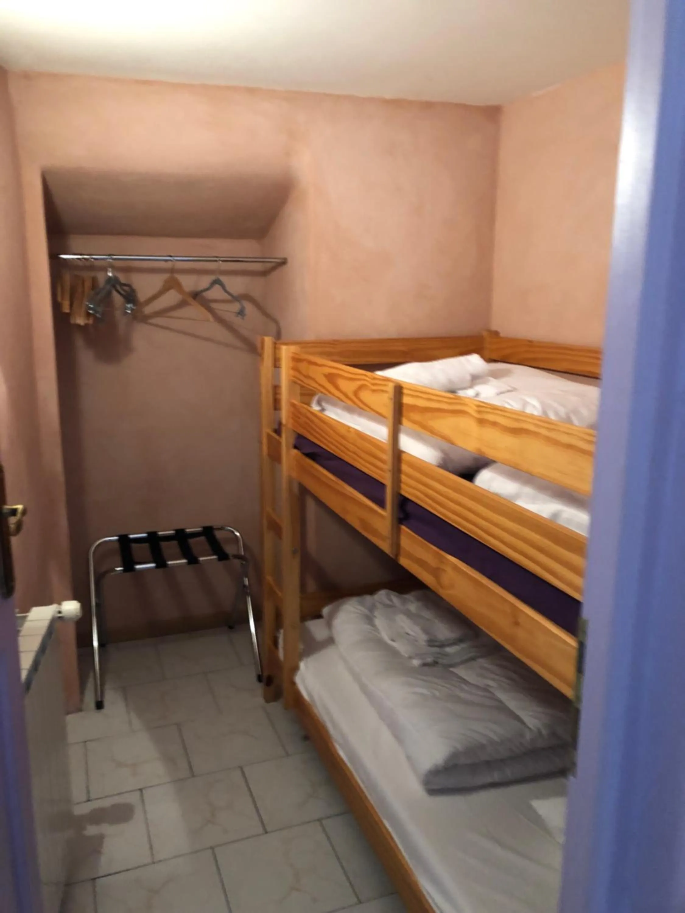 Bed in Hotel L'Oustau de la Font