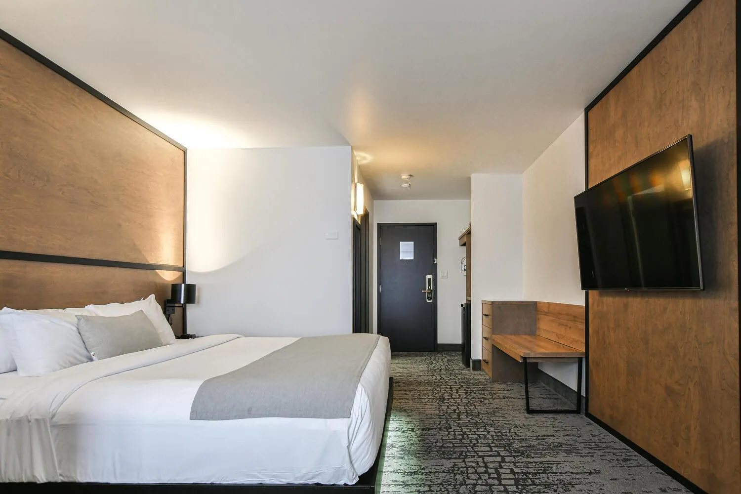 Bedroom, Bed in AX Hotel