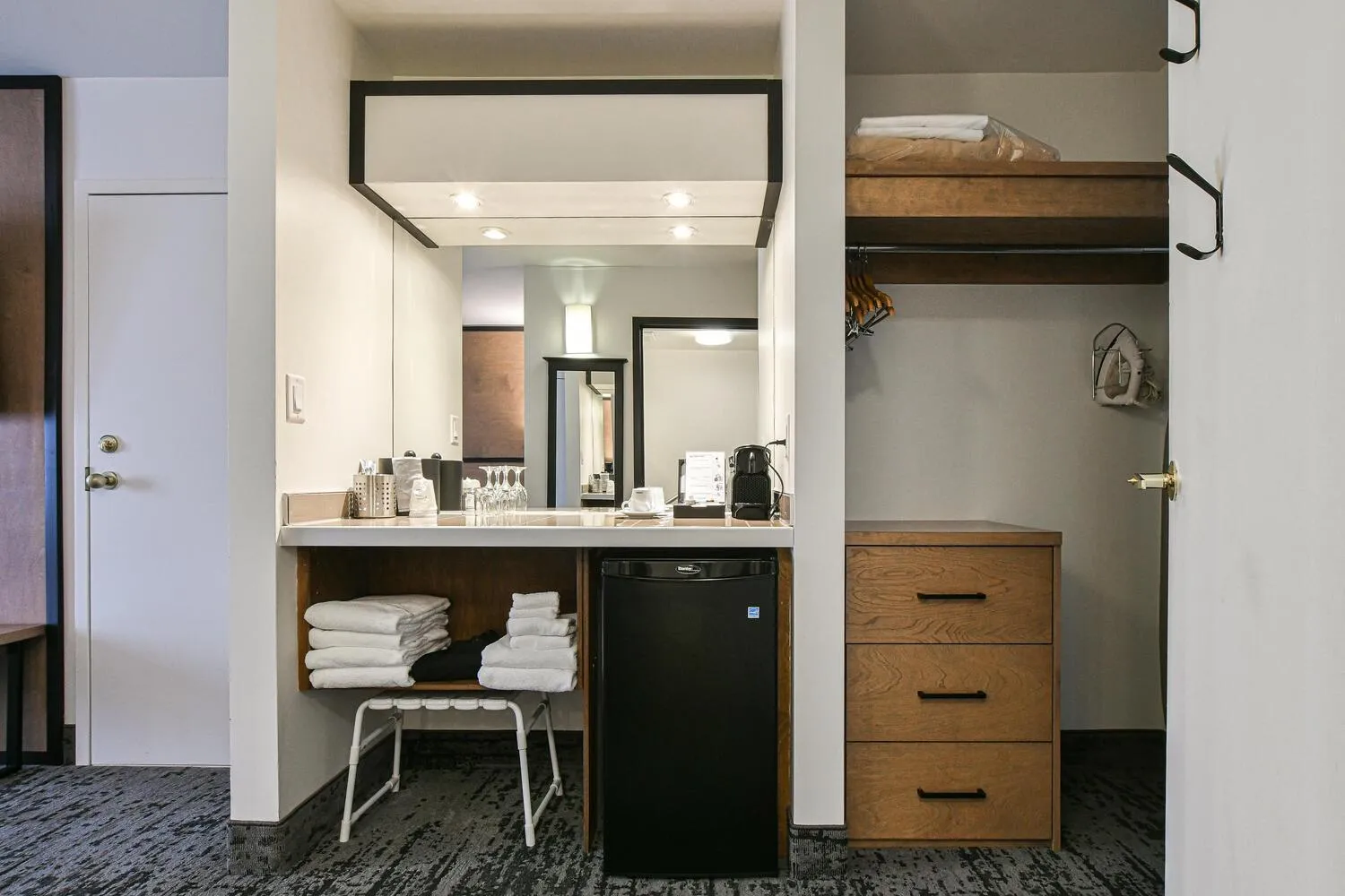 Facility for disabled guests in AX Hotel