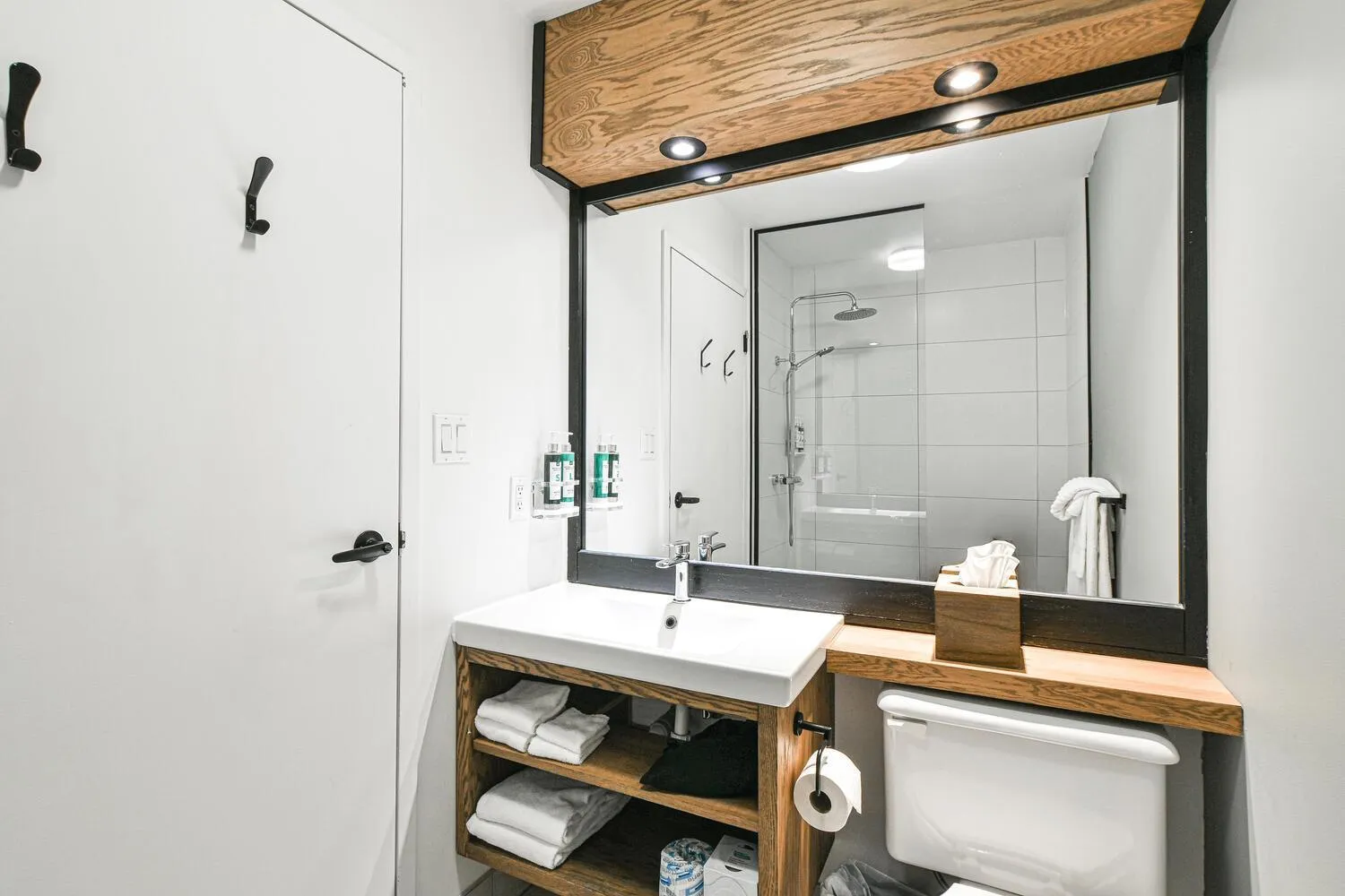 Bathroom in AX Hotel