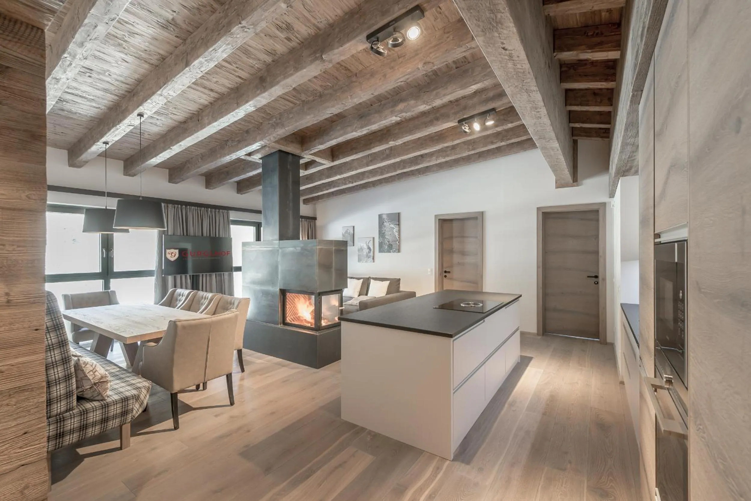 Kitchen or kitchenette in Hotel Gurglhof Superior