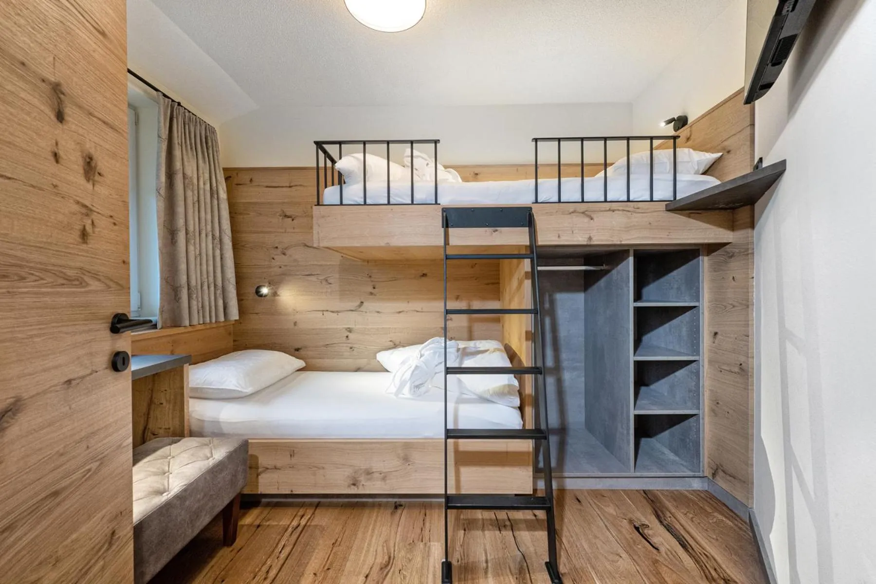 children, Bed in Hotel Alpina Wellness & Spa Resort