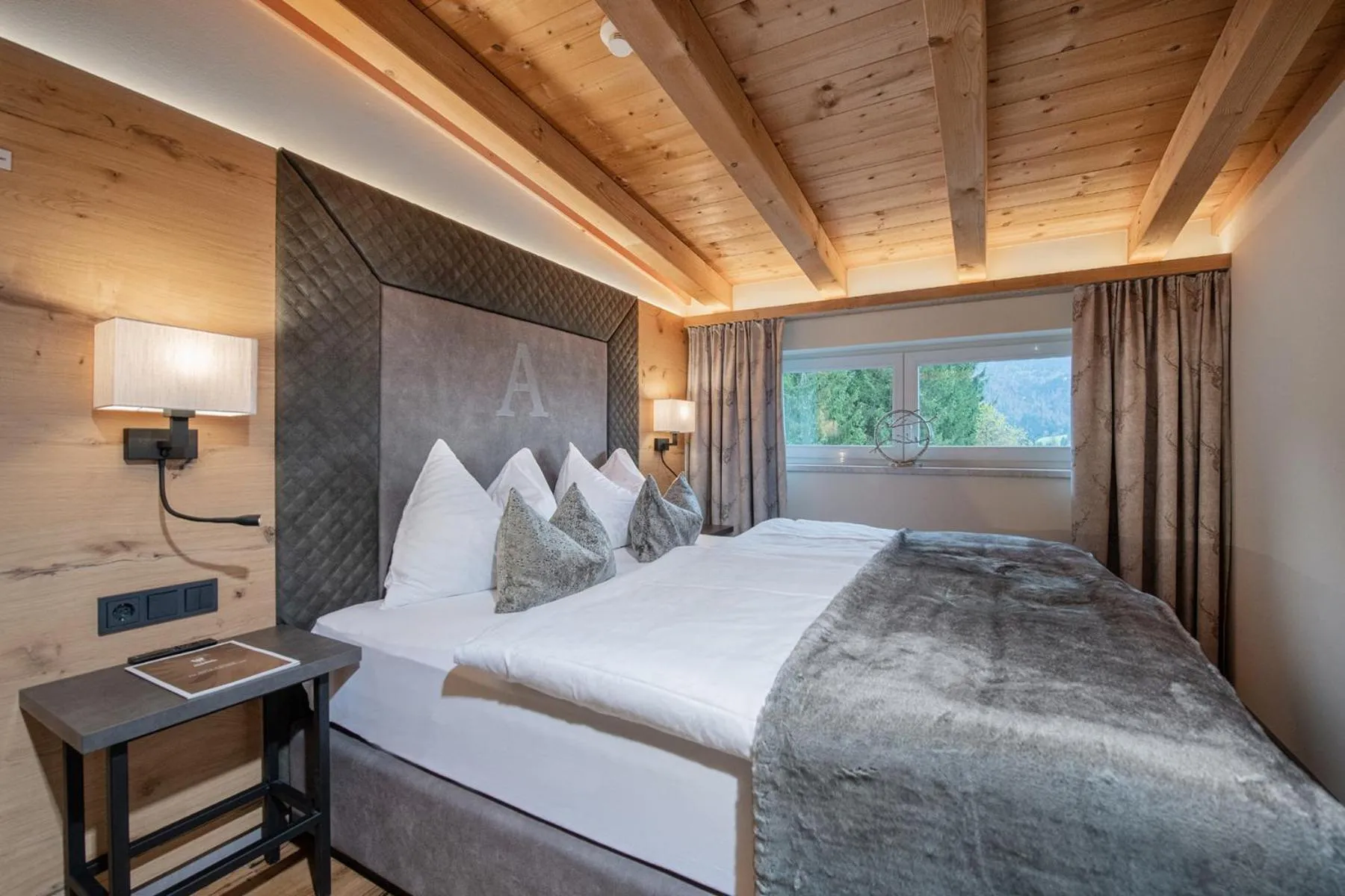 Photo of the whole room, Bed in Hotel Alpina Wellness & Spa Resort