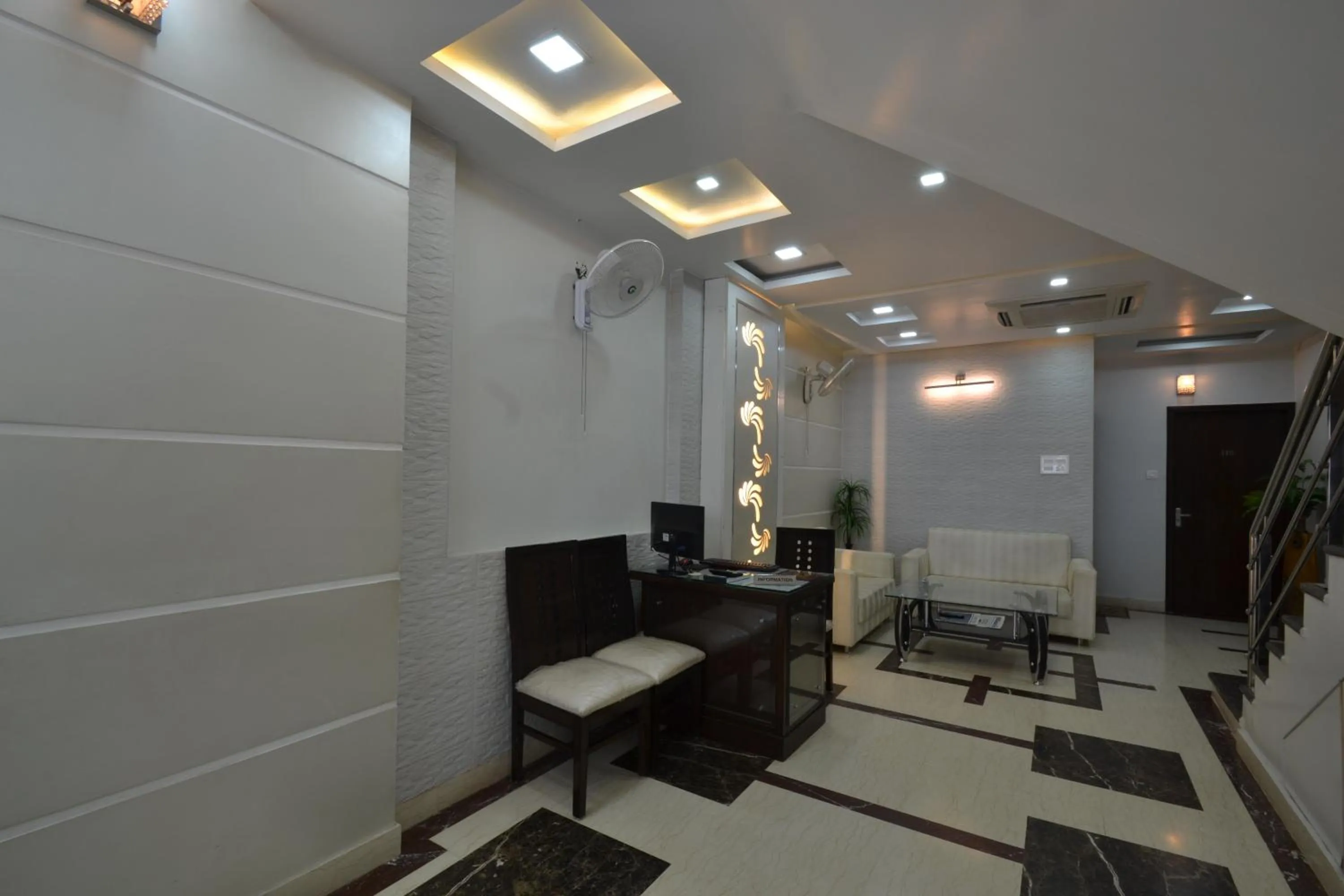 Lobby or reception in Hotel Central Residency