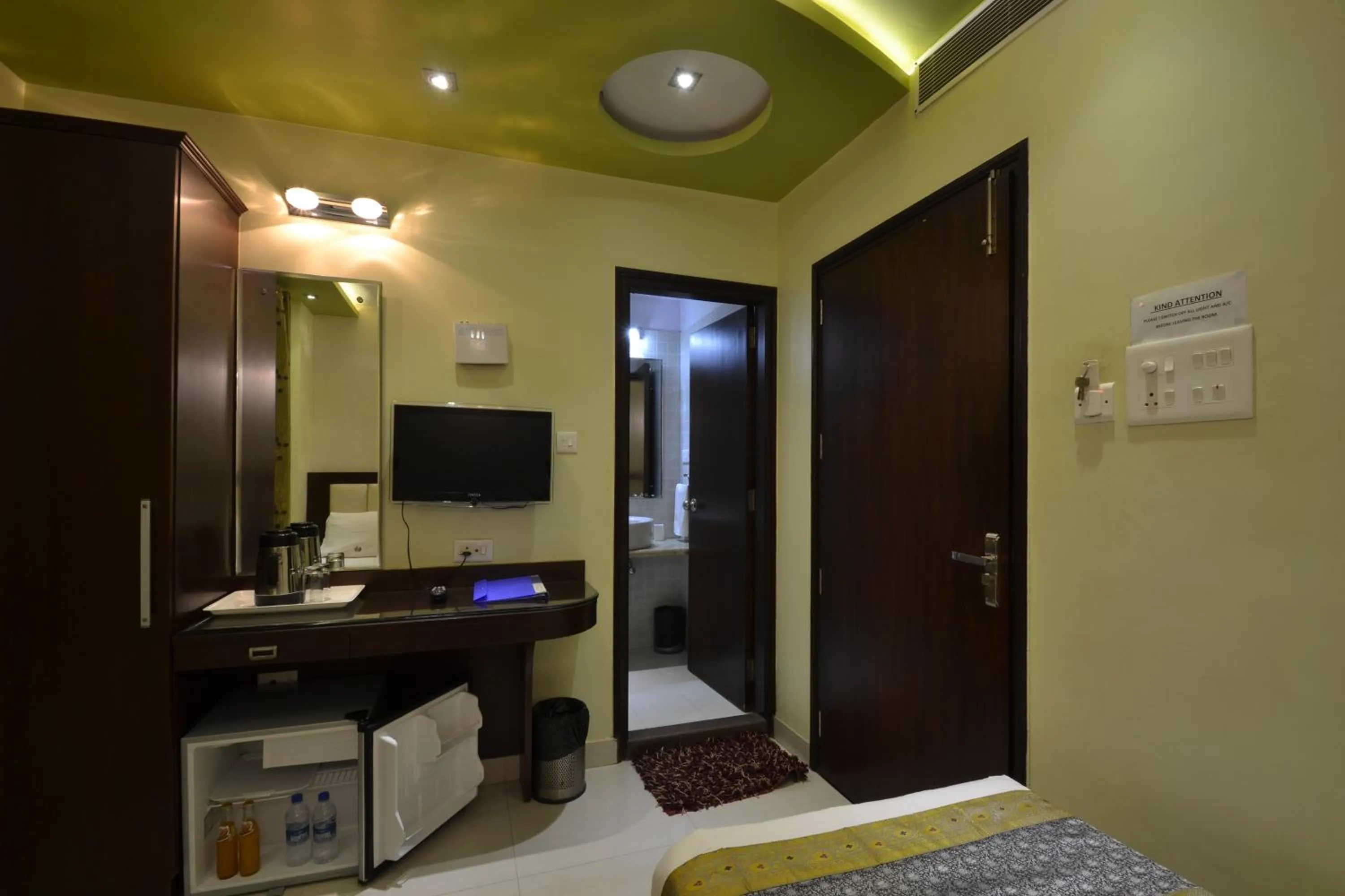 Photo of the whole room, Bed in Hotel Central Residency