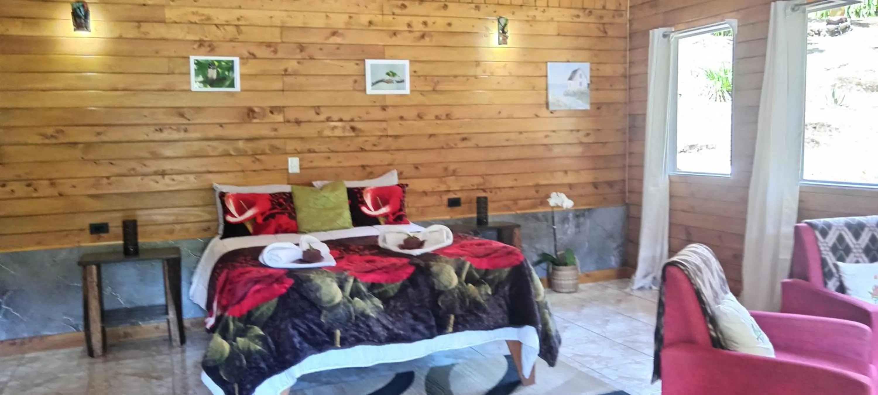 Double Room in Miriam'S Quetzals lodge