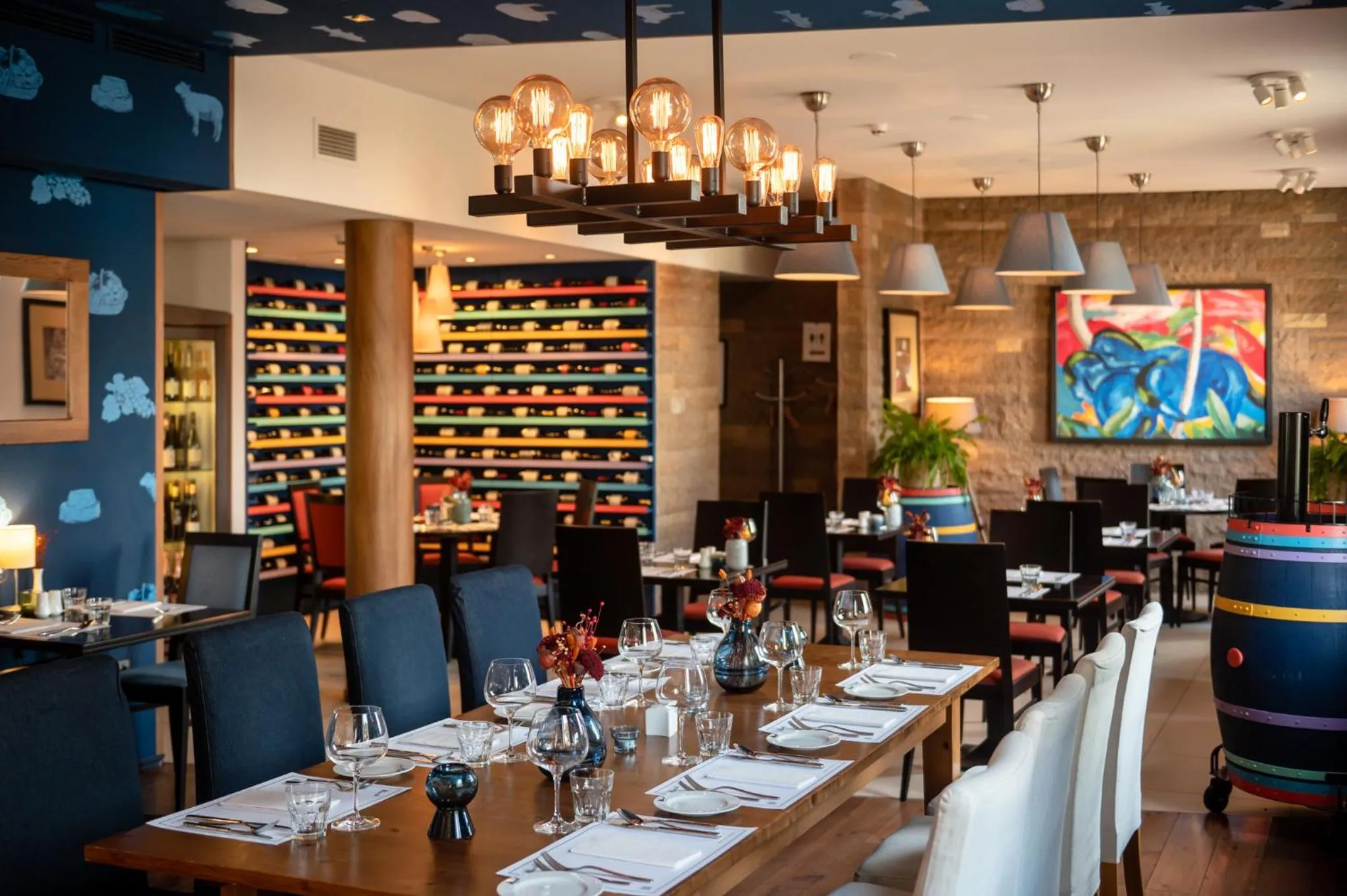 Restaurant/places to eat in Imola Udvarház Dessert Hotel