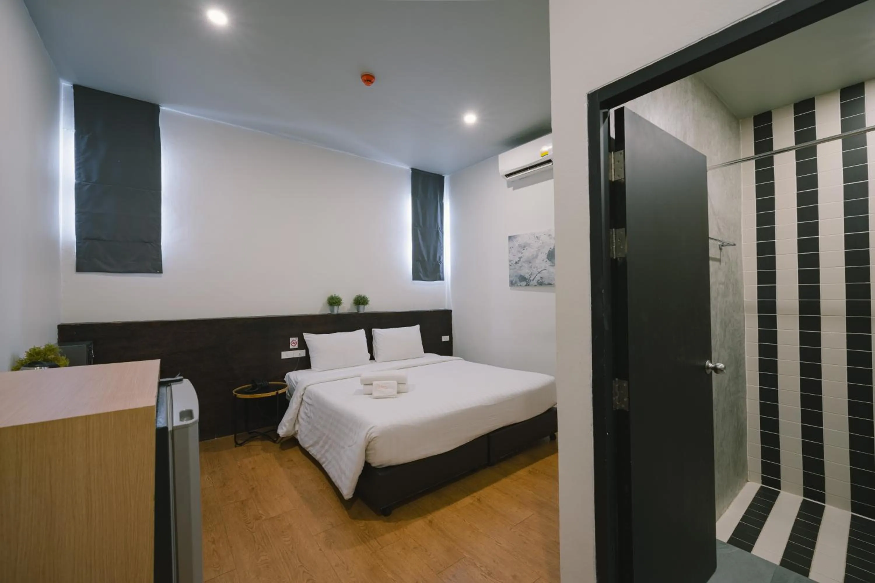 Bed in The Arbern Hotel x Bistro - SHA Extra Plus