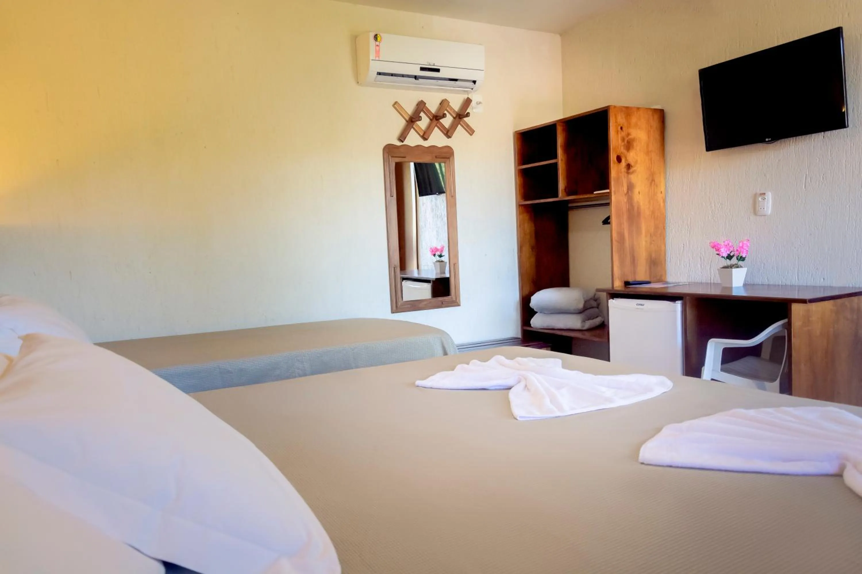 Bedroom, Bed in Pousada dos Plátanos