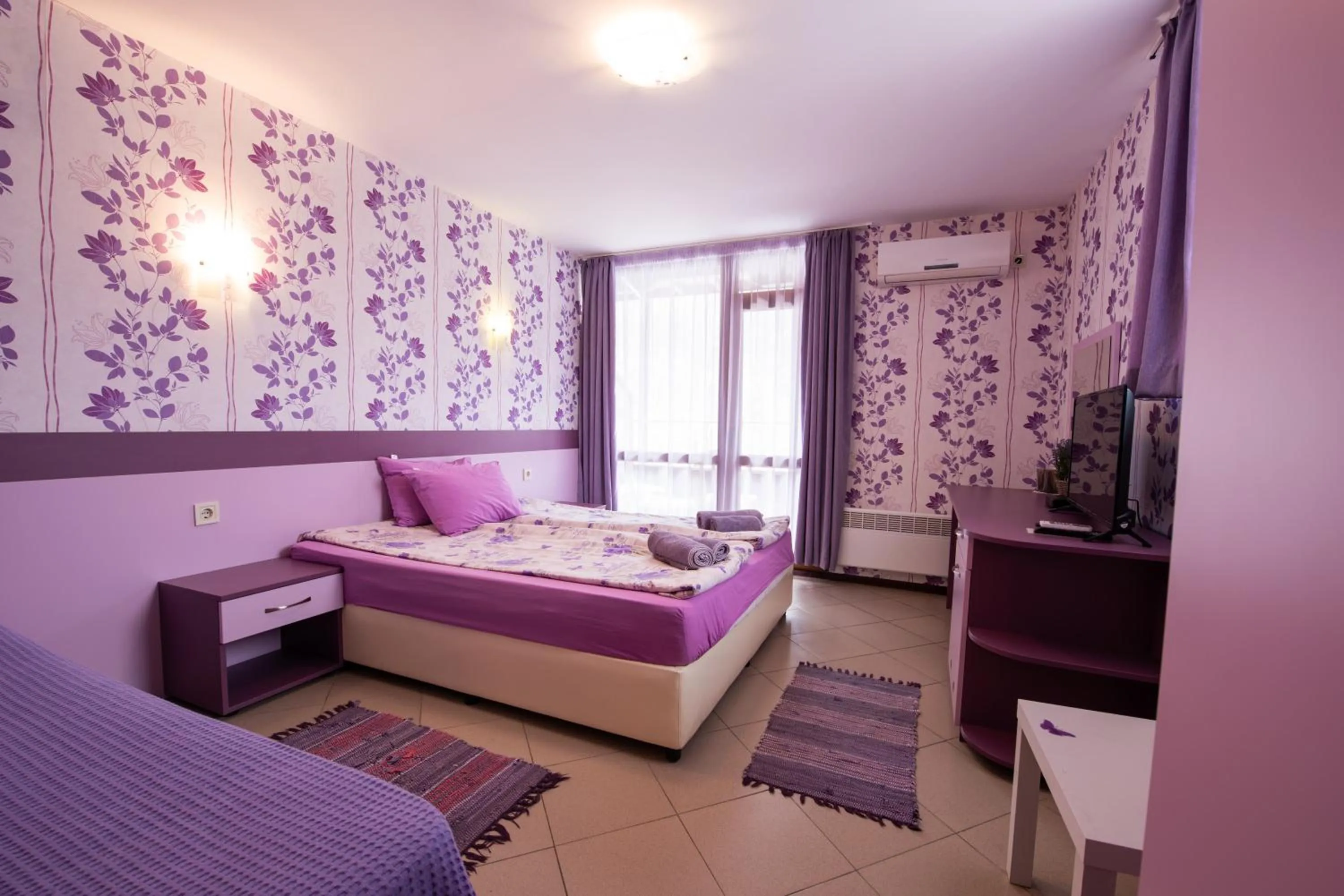 Bed in Family Hotel Enica