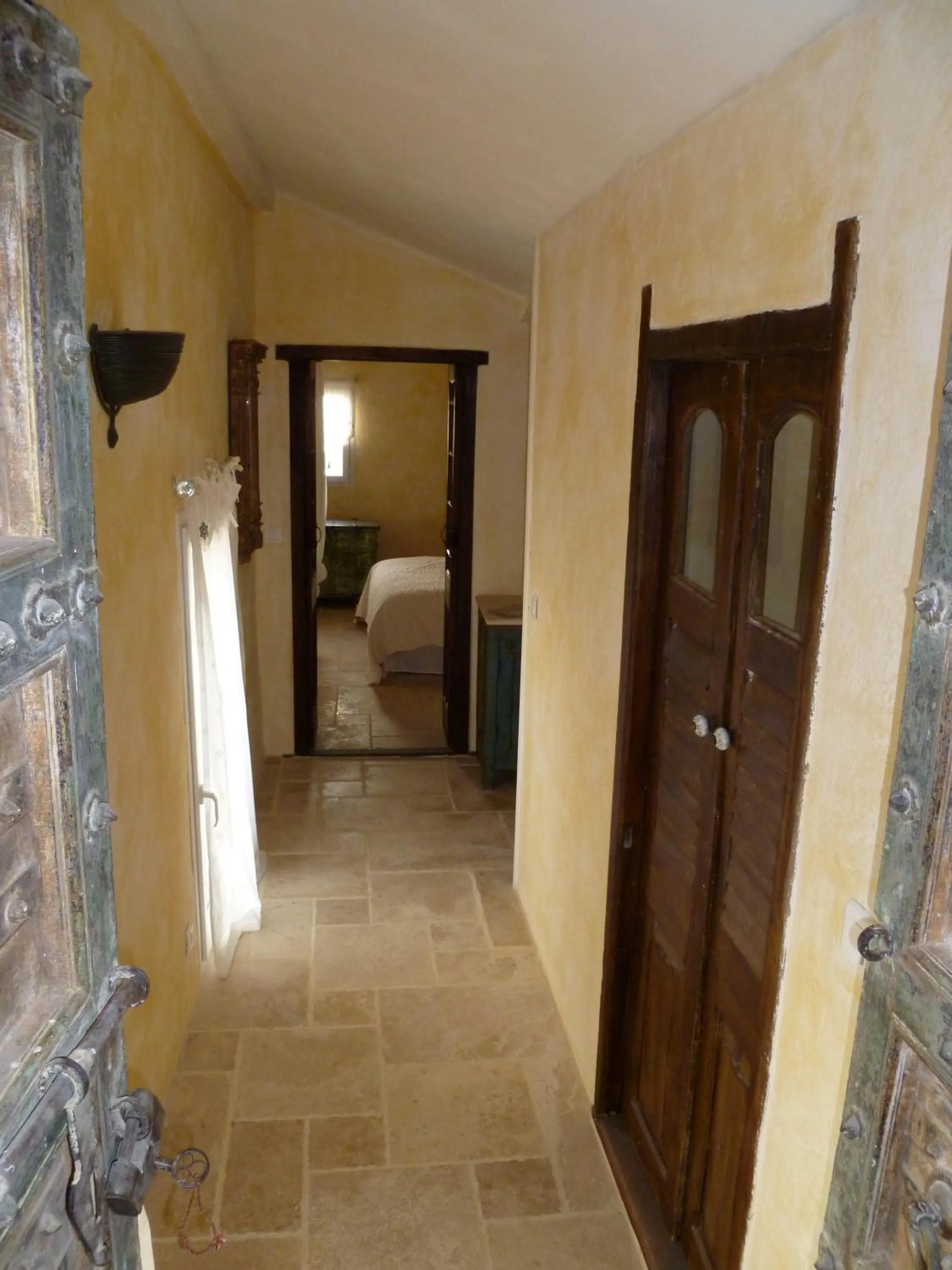 Bedroom, Bed in Mas du Puits d'Amour