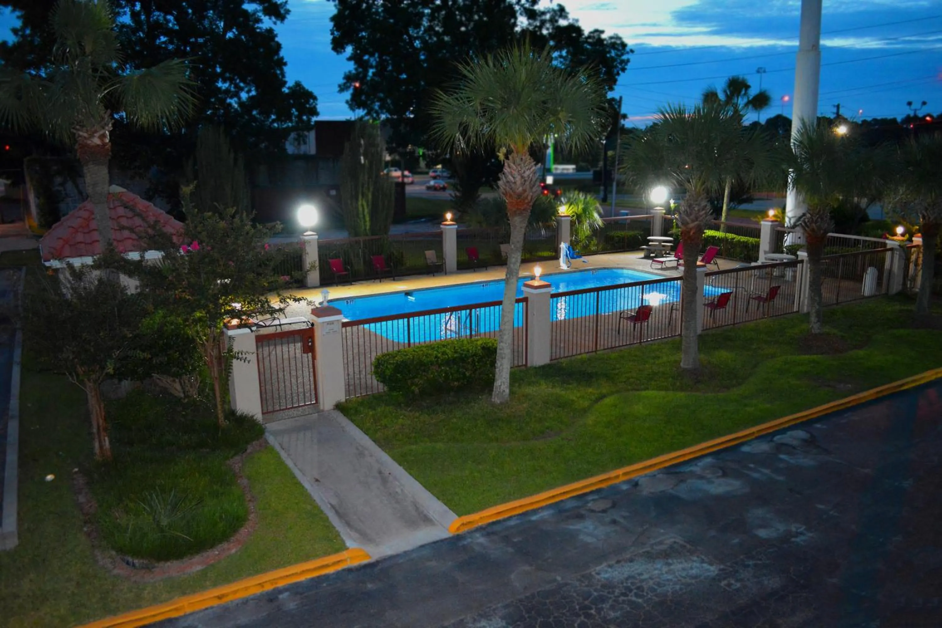 Swimming pool in Baymont by Wyndham Mobile/Tillmans Corner