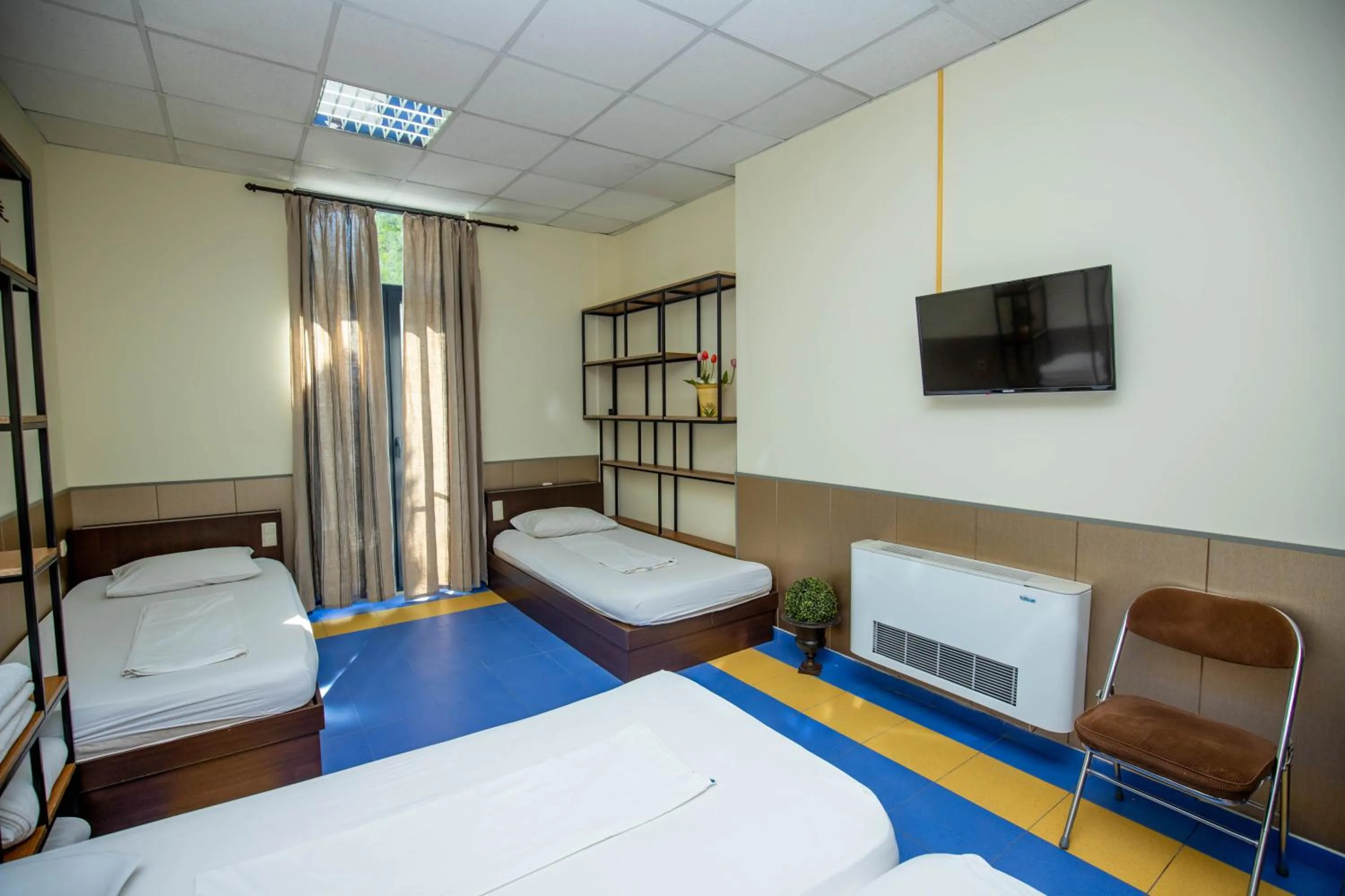 Bed in Formula 1 Motel