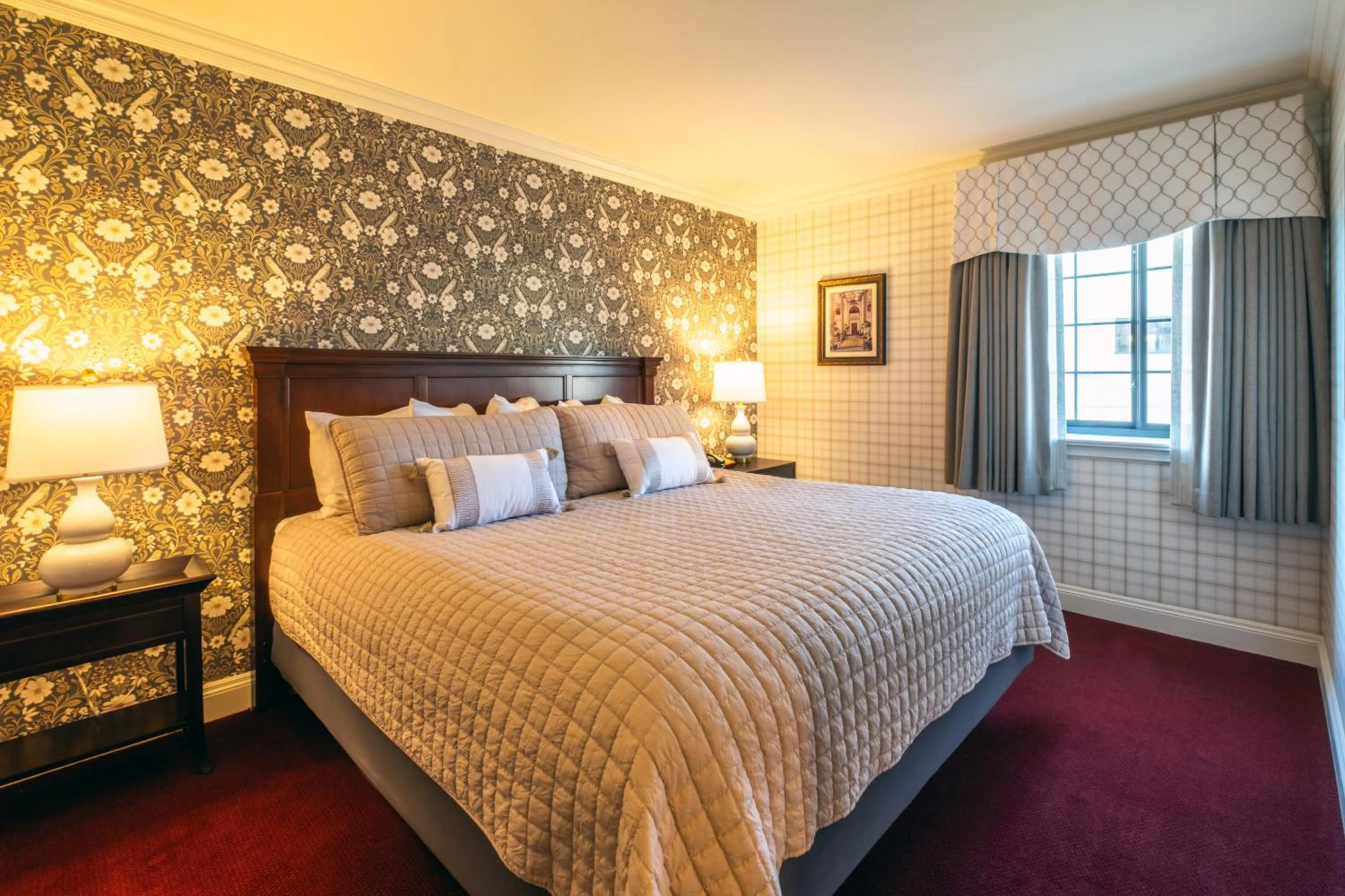 Bed in Red Coach Inn