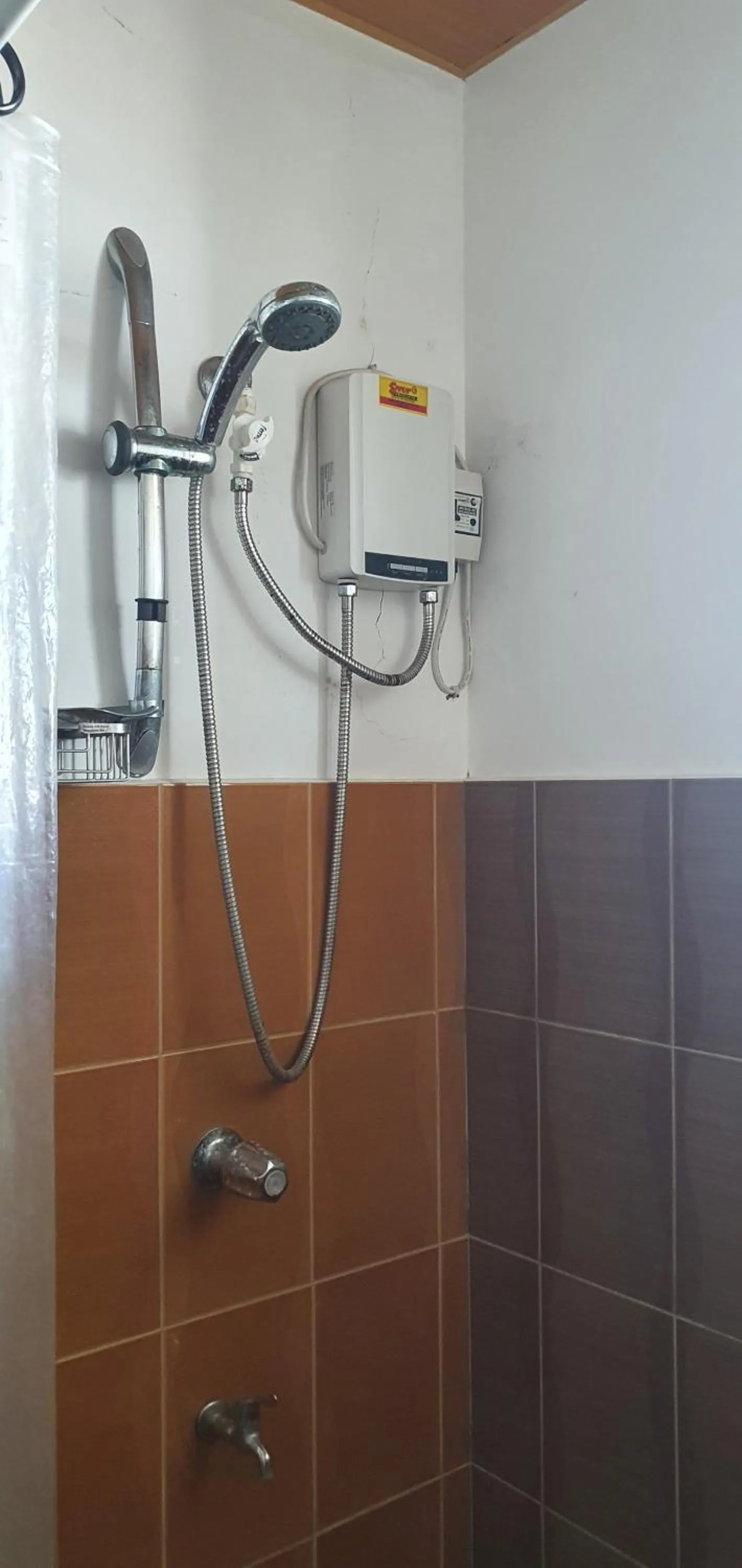 Bathroom in Lola's Guest House