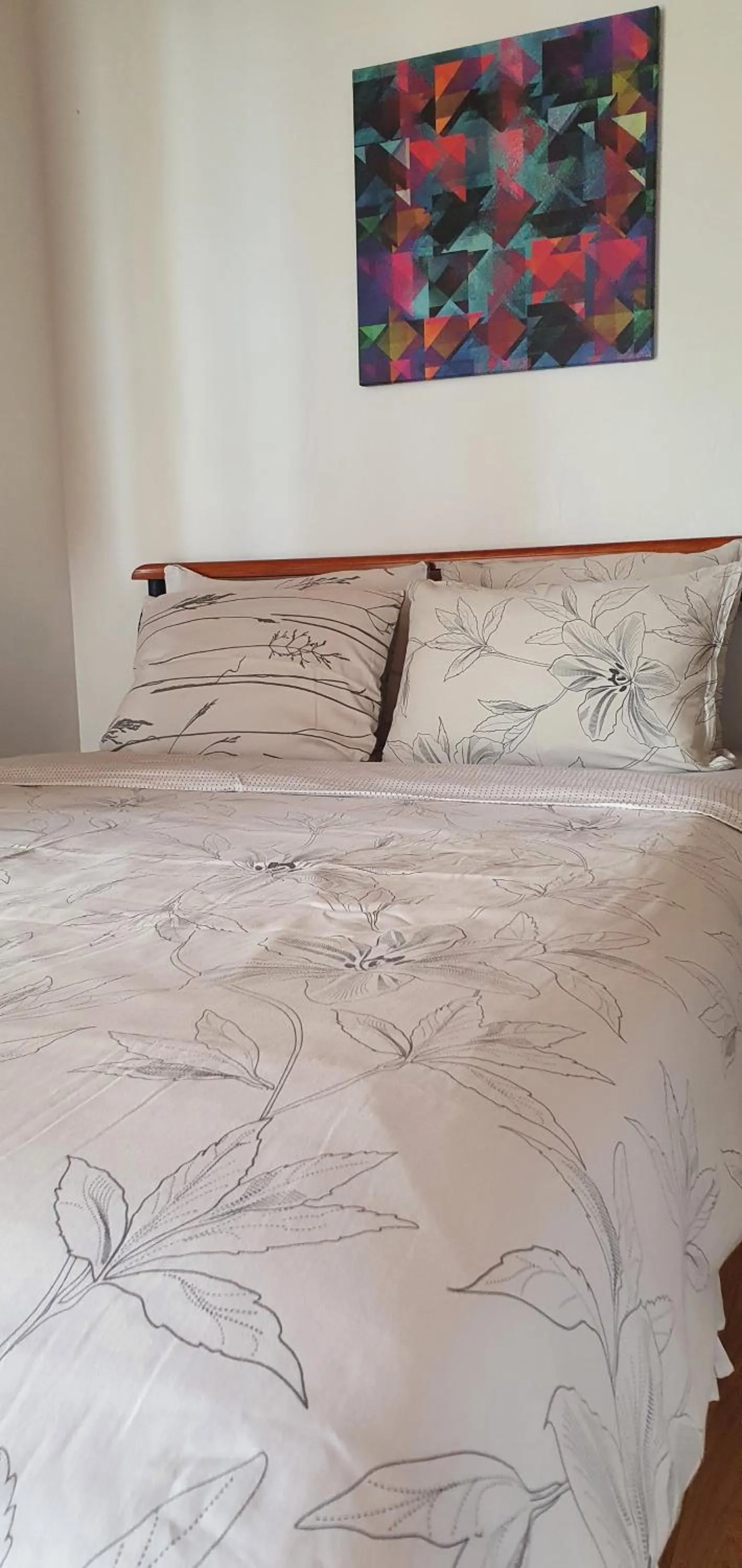 Bedroom, Bed in Lola's Guest House