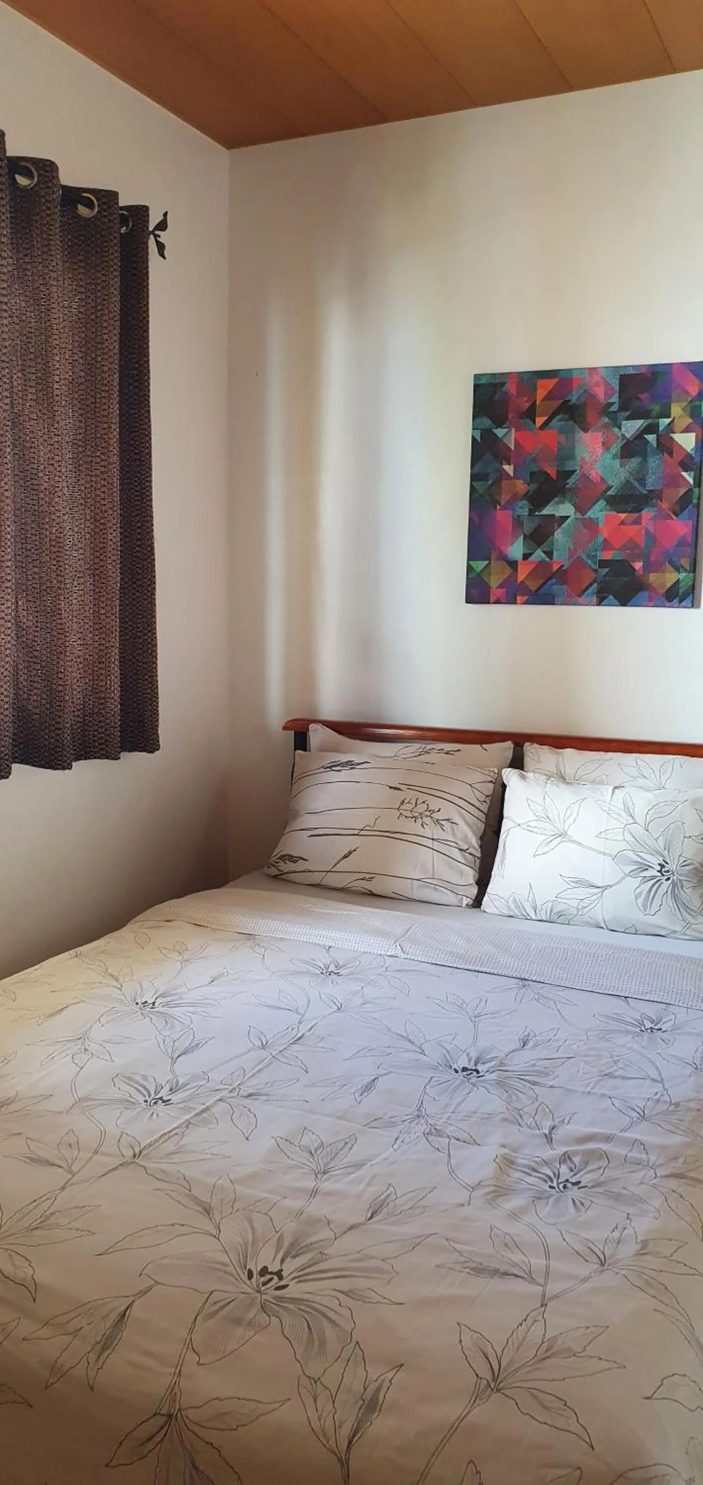 Bedroom, Bed in Lola's Guest House