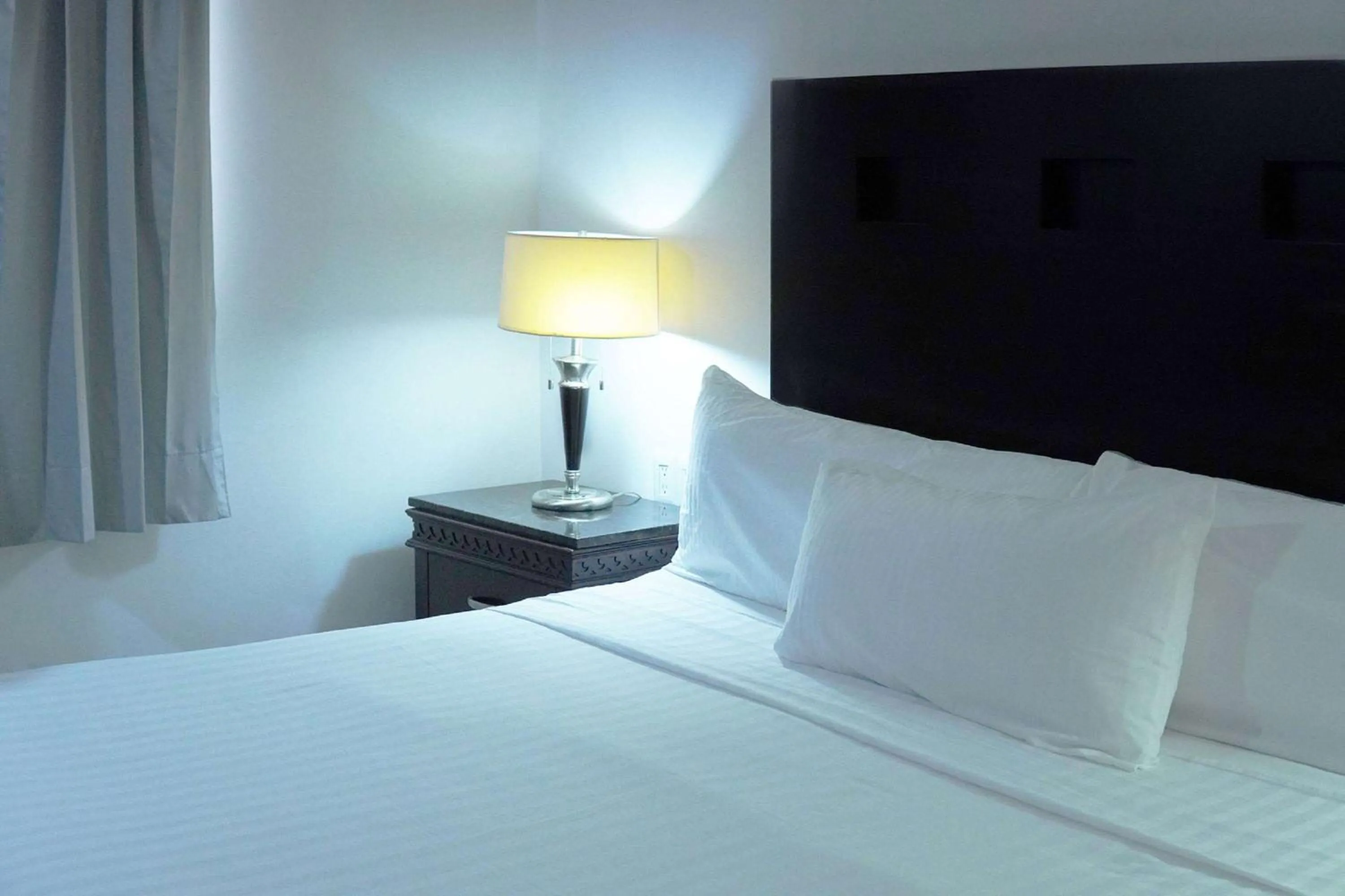 Photo of the whole room, Bed in Wyndham Garden Los Mochis Plaza Inn