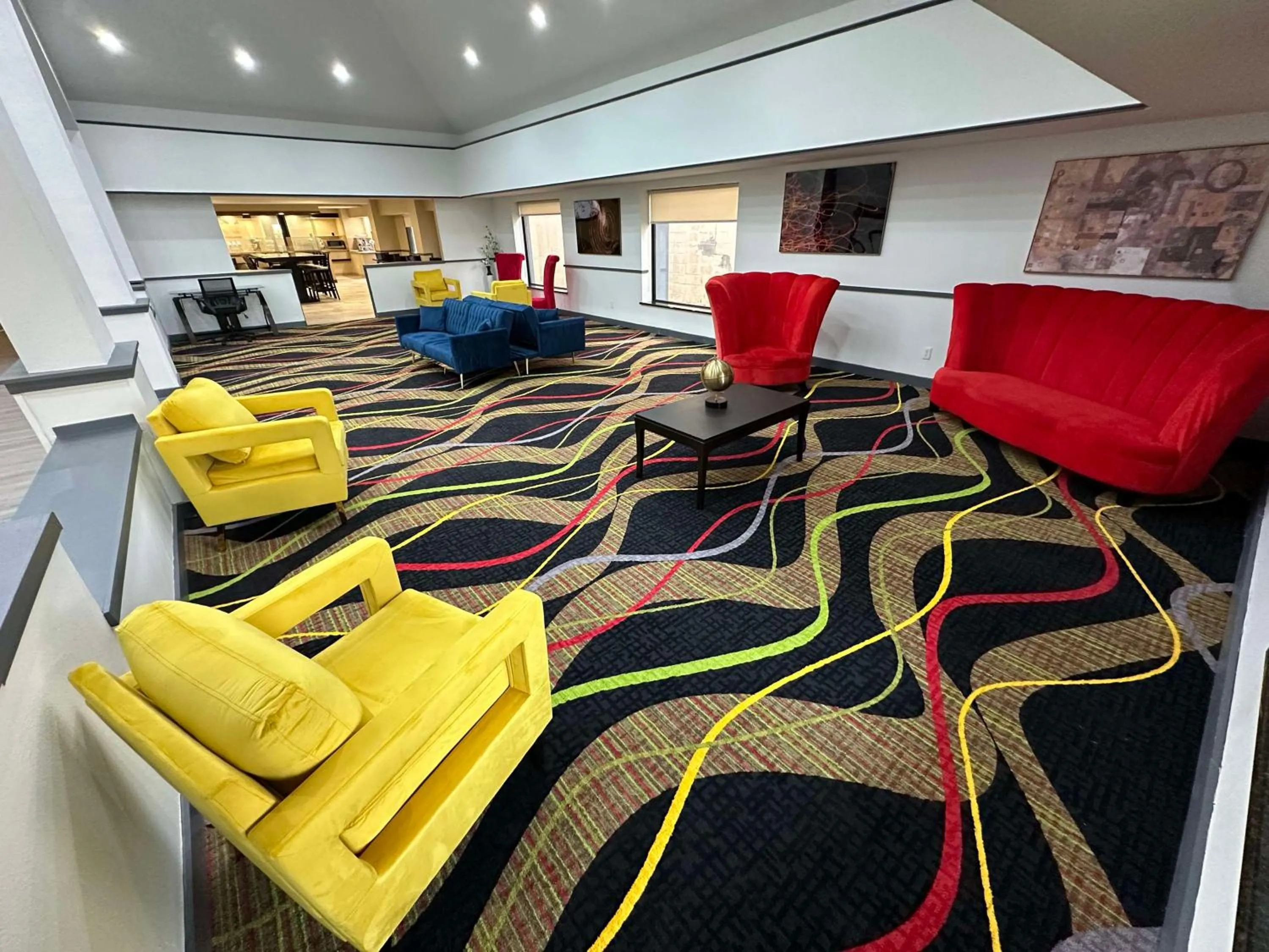 Lobby or reception in SureStay Plus by Best Western Mobile I-65