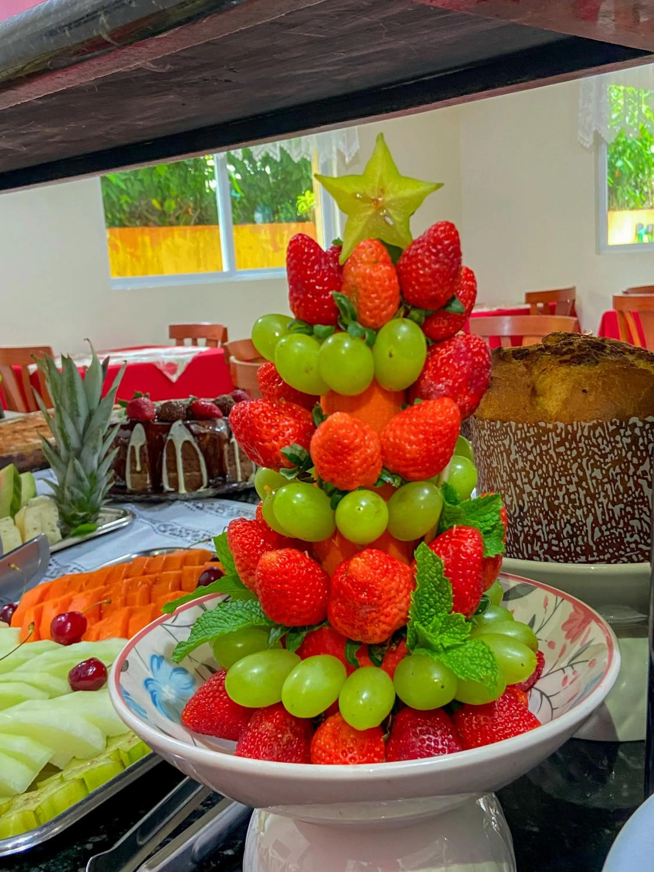 Breakfast in Bombinhas Praia Apart Hotel - unidade rua Bem Te Vi