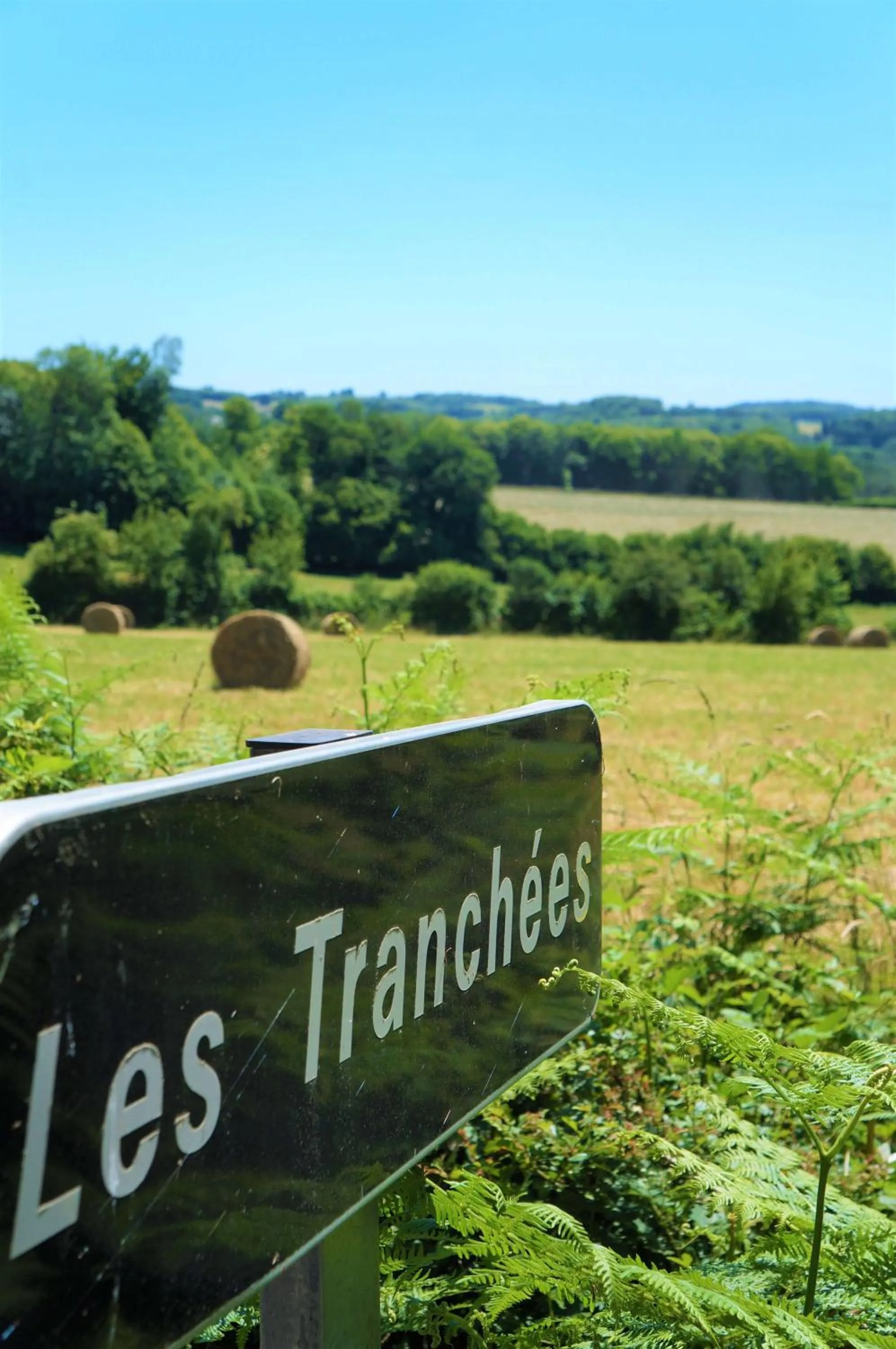 Property logo or sign in B&B Les Tranchées