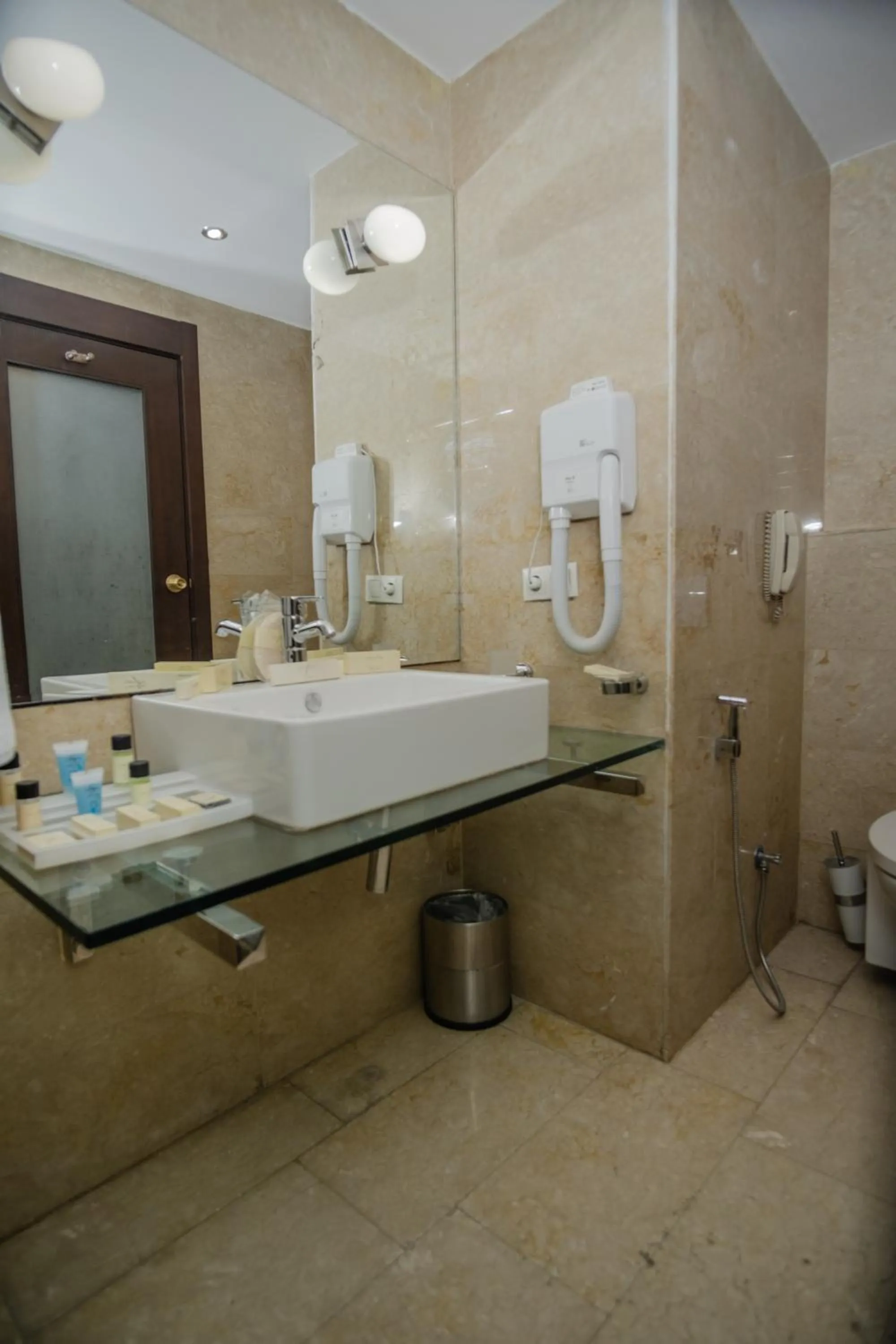 Bathroom in Canyon Hotel Erbil
