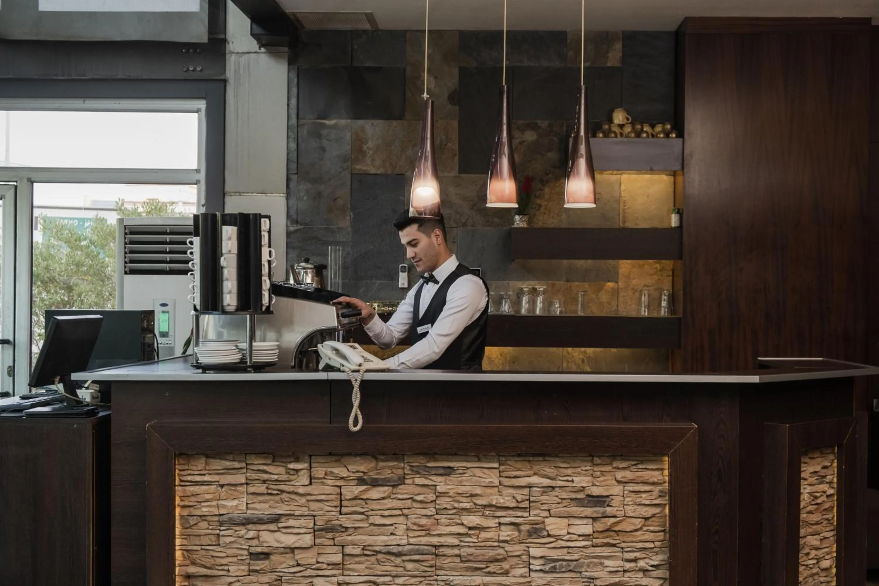 Staff in Canyon Hotel Erbil