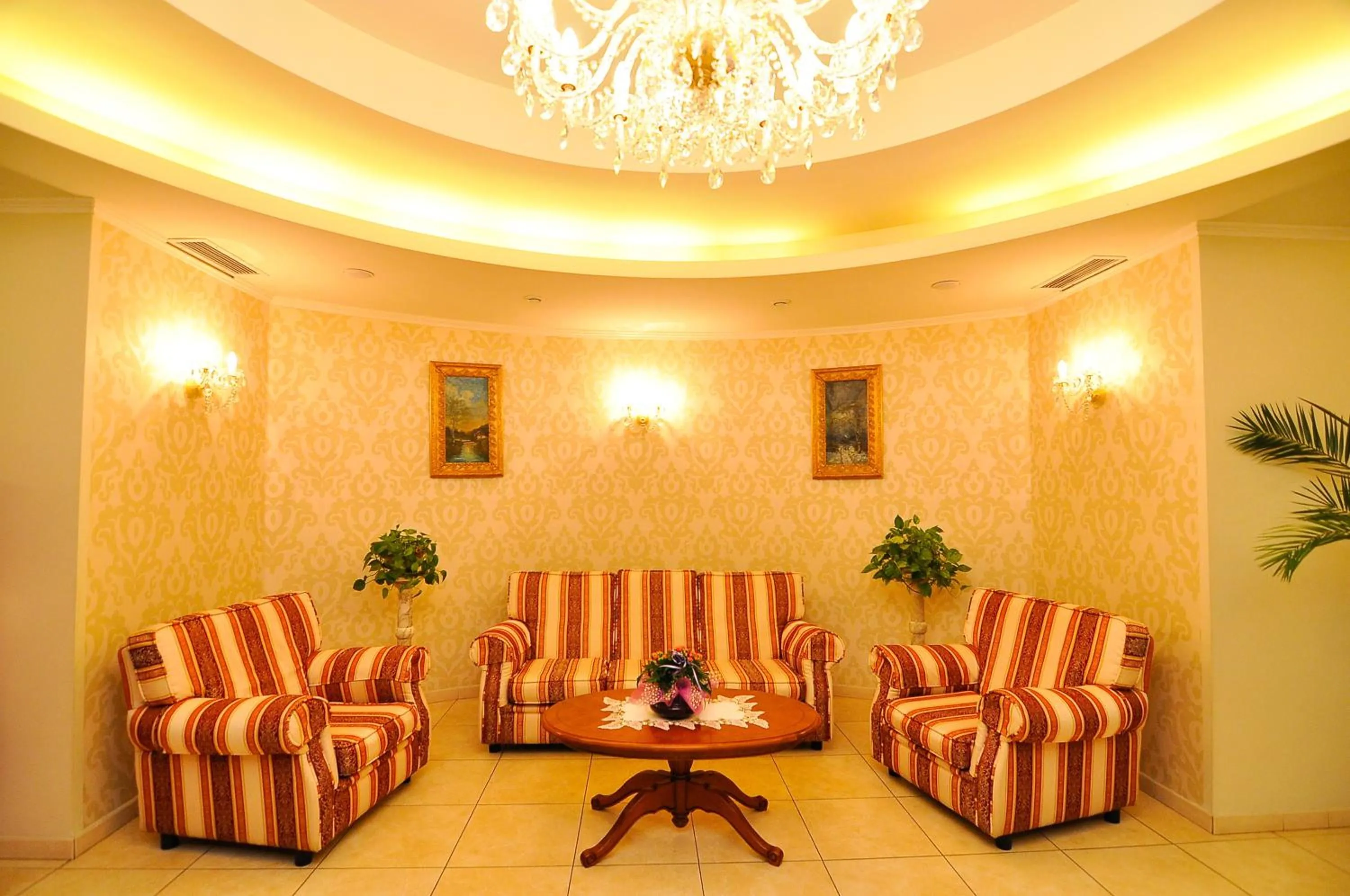 Lobby or reception in Hotel Maxim