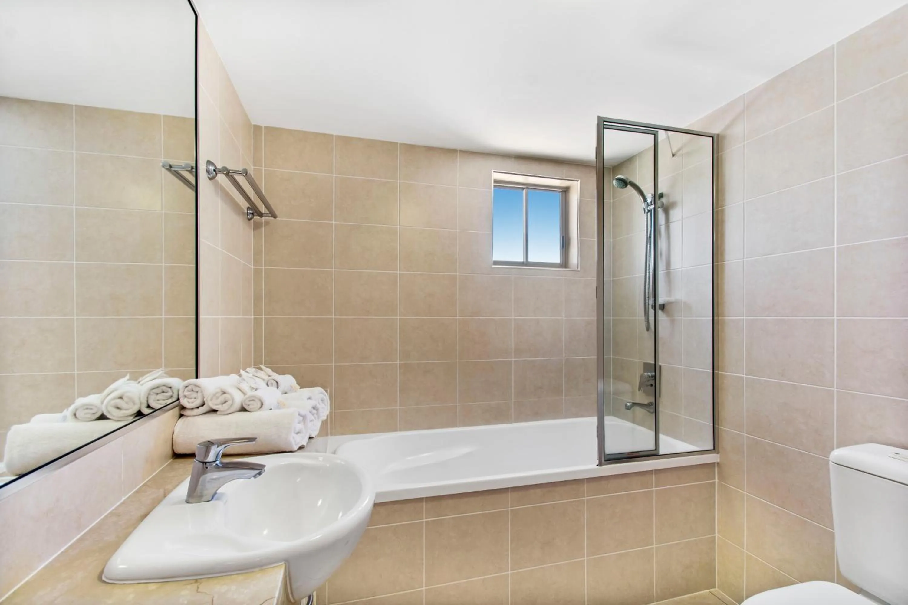 Bathroom in Rovera Apartments