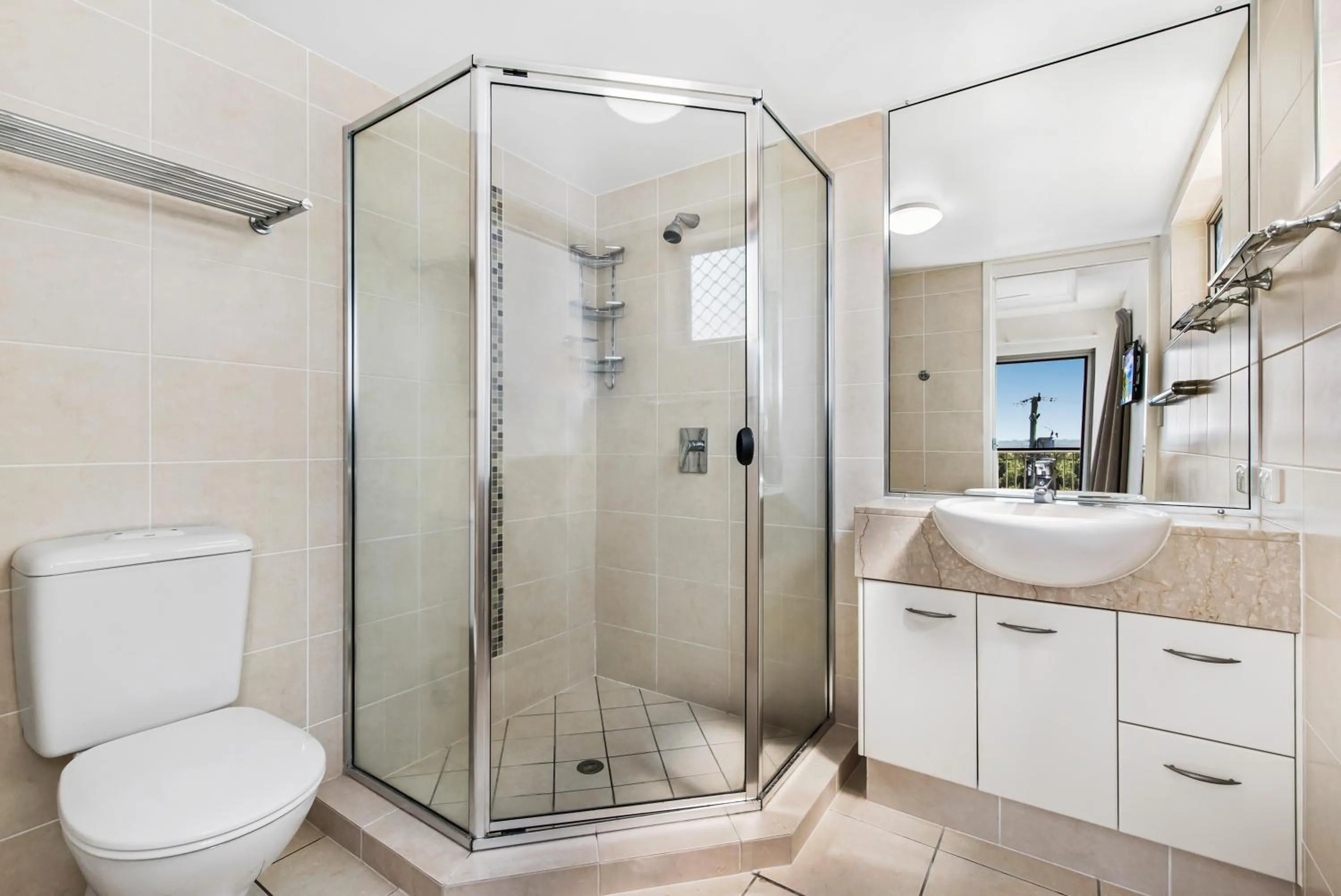 Bathroom in Rovera Apartments