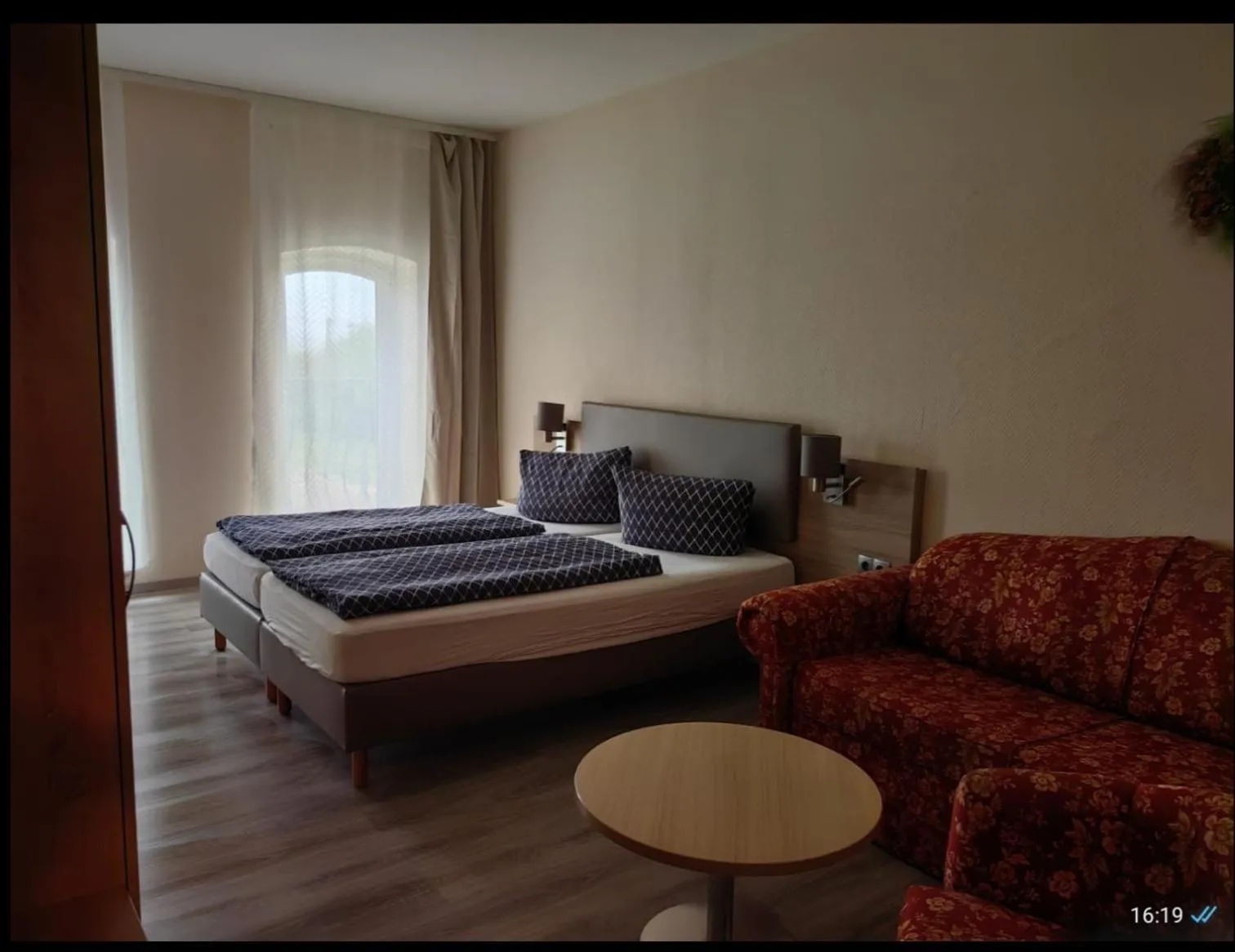 Bed in Landhotel Kreien