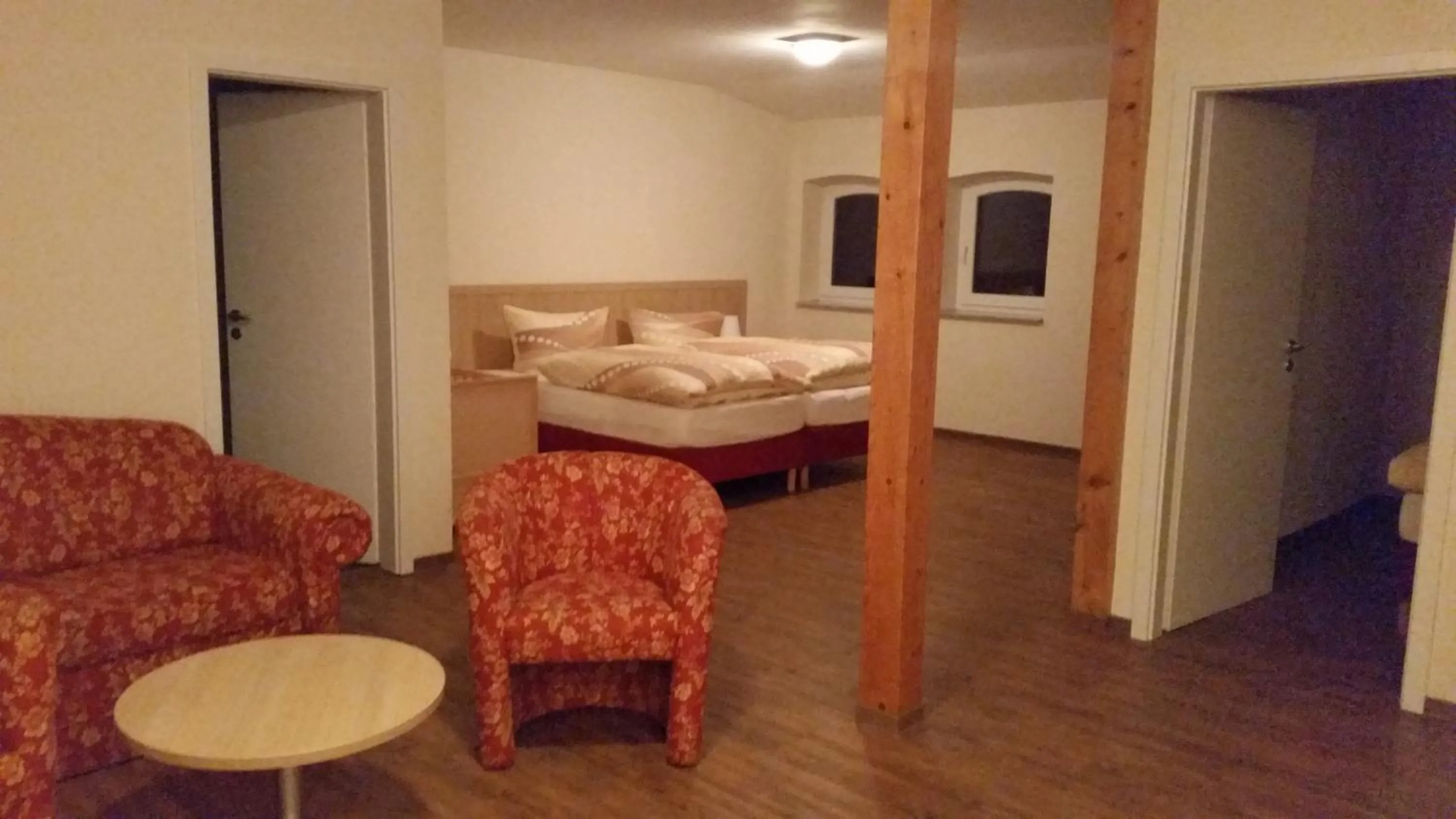 Bed in Landhotel Kreien