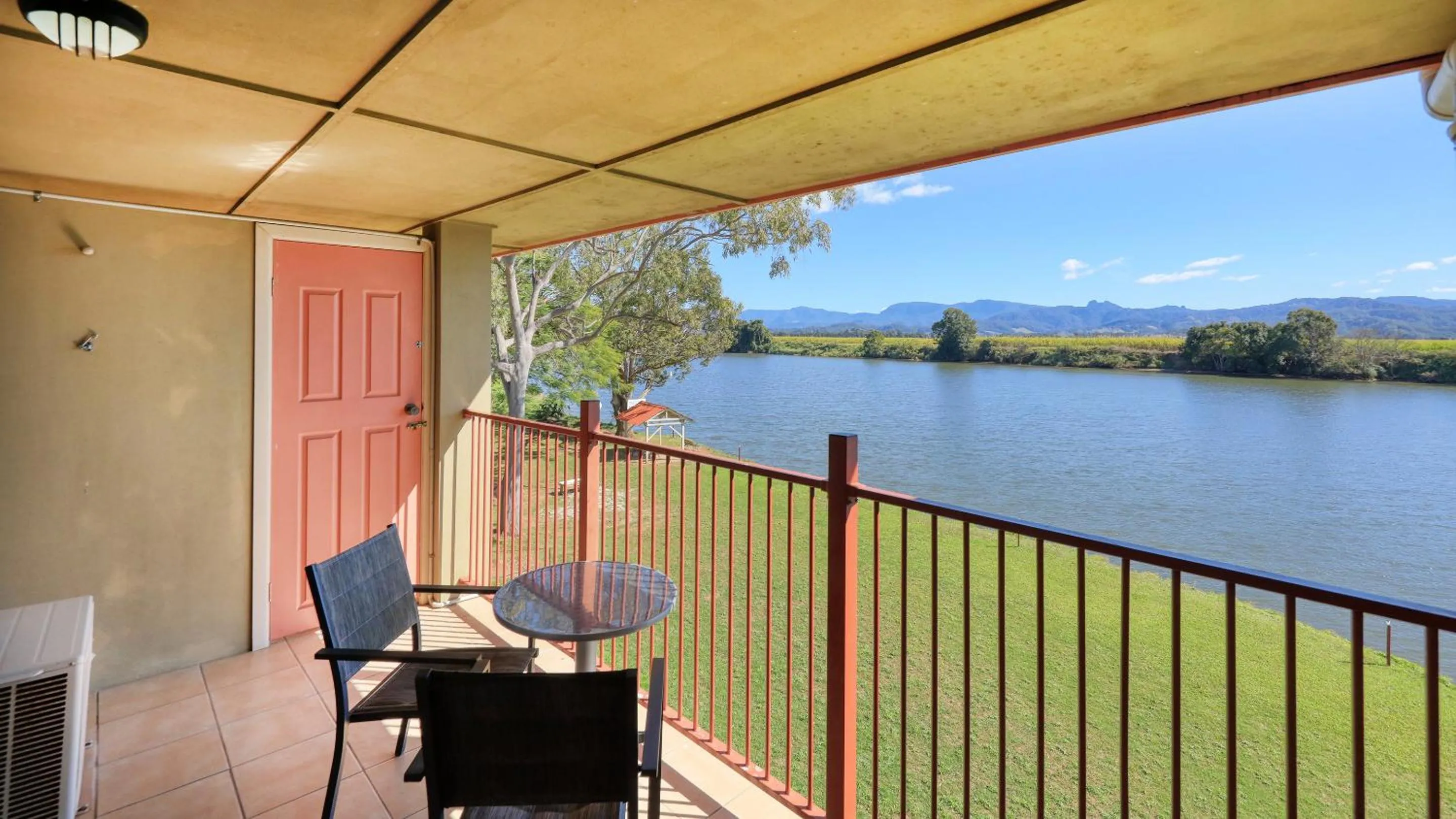 Balcony/Terrace in Tweed River Motel