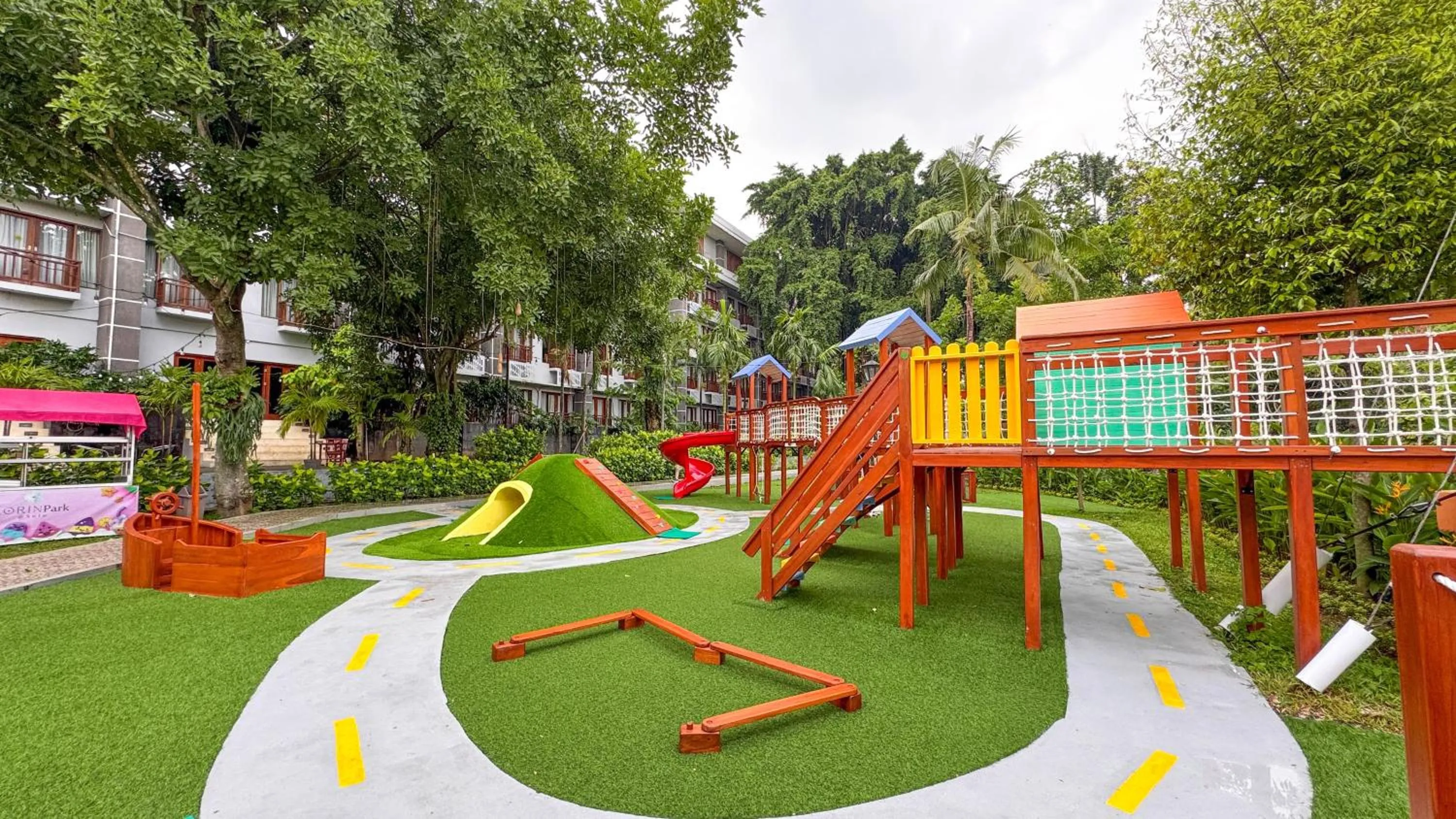 Children play ground in Lorin Solo Hotel