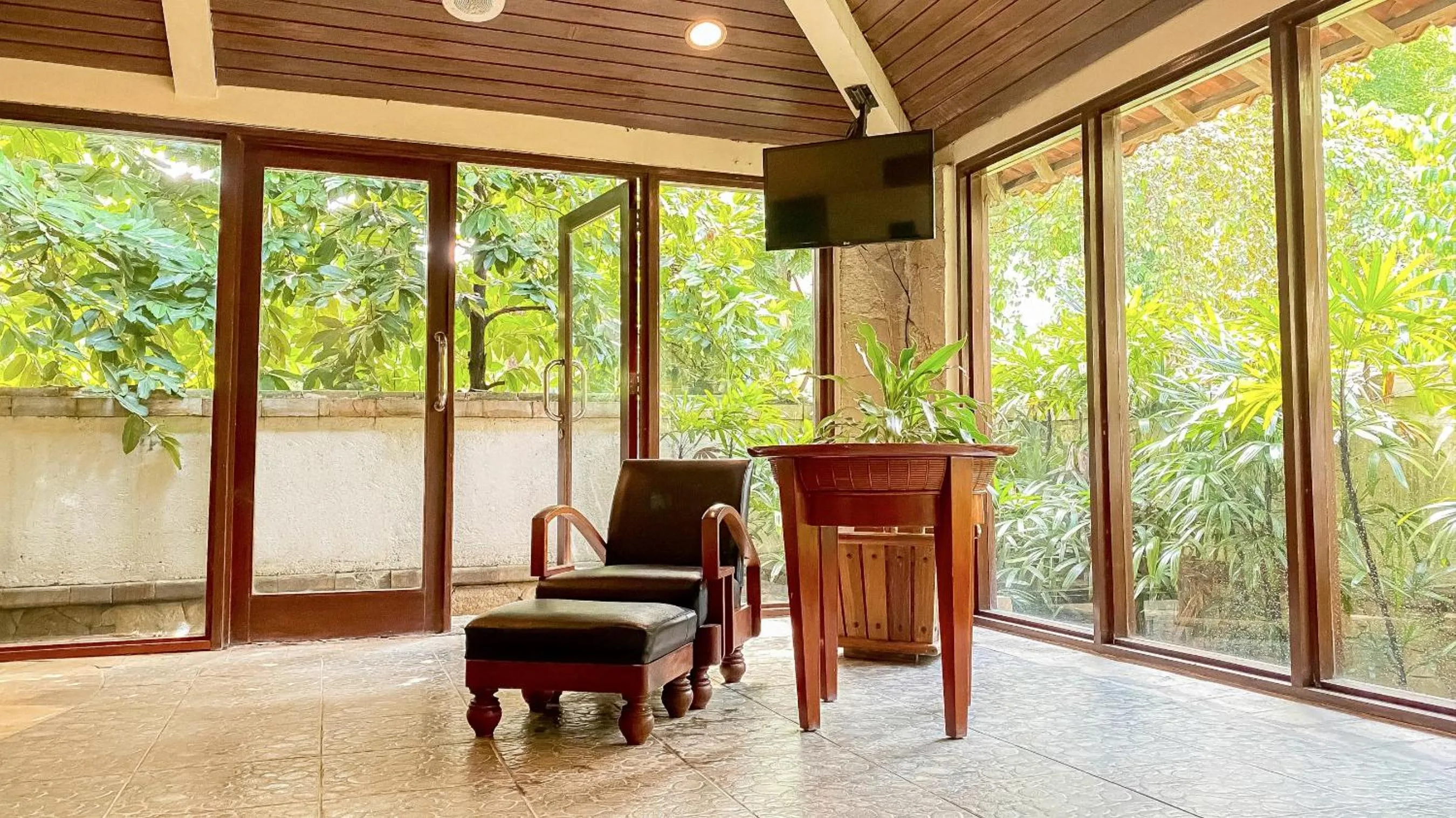 Spa and wellness centre/facilities in Lorin Solo Hotel